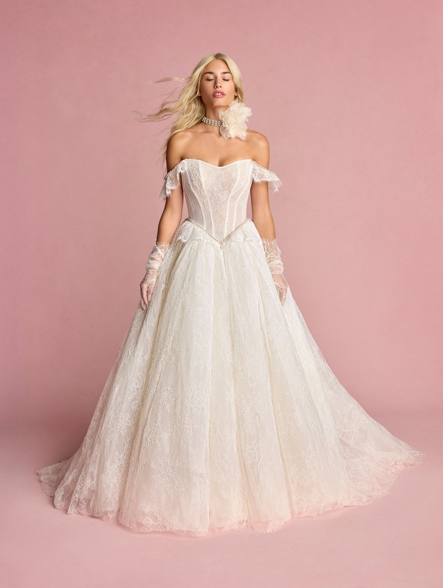 Wedding_Dress_Bridal_Gown_veil_Accessories_Los_Angeles_ForLove_Bridal-Monique-Lhuillier-pallas-Sima-Couture-Elysee-Vivienne-Westwood- Dana-Harel-Milla-Nova-La-Premiere-privee-loho-cinq-Sophia-Tolli-ines-di-santo-leah-da-gloria-rivini-oscar-de-la-renta-ysa-makino-eden-aharon-Mariana-Hardwick-Oksana-Mukha-Couture-Dana-Harel-Kyha-Nicole-Felicia-Enzoani-bridal-veils-best-bridal-store-in-los-angeles-enzoani-vera-wang-sarah-seven-Grace-Loves-Lace-lovely-bride-lilis-rachel-&-rose-liz-martinez-Dovita-bridal-minis