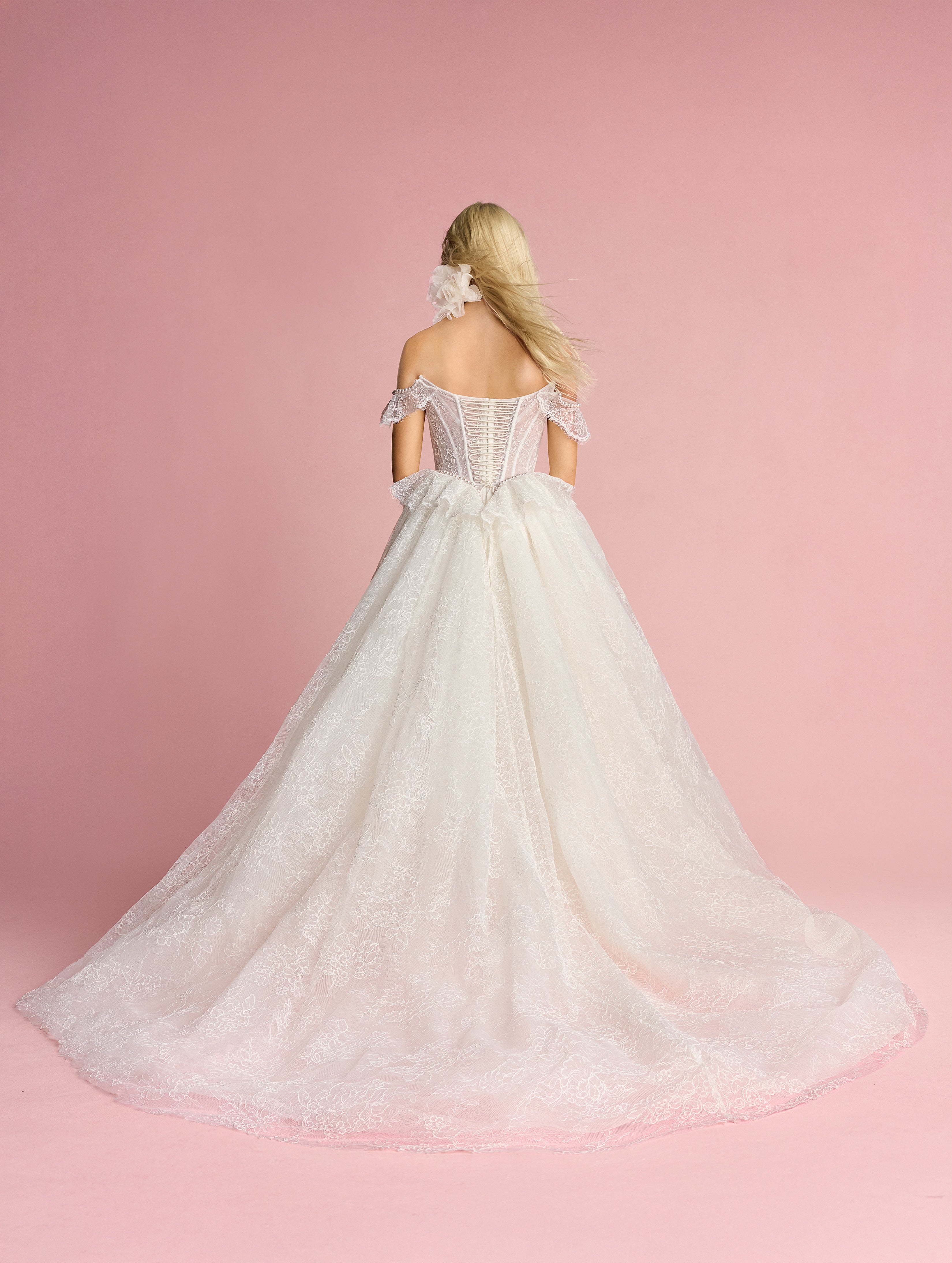 Wedding_Dress_Bridal_Gown_veil_Accessories_Los_Angeles_ForLove_Bridal-Monique-Lhuillier-pallas-Sima-Couture-Elysee-Vivienne-Westwood- Dana-Harel-Milla-Nova-La-Premiere-privee-loho-cinq-Sophia-Tolli-ines-di-santo-leah-da-gloria-rivini-oscar-de-la-renta-ysa-makino-eden-aharon-Mariana-Hardwick-Oksana-Mukha-Couture-Dana-Harel-Kyha-Nicole-Felicia-Enzoani-bridal-veils-best-bridal-store-in-los-angeles-enzoani-vera-wang-sarah-seven-Grace-Loves-Lace-lovely-bride-lilis-rachel-&-rose-liz-martinez-Dovita-bridal-minis