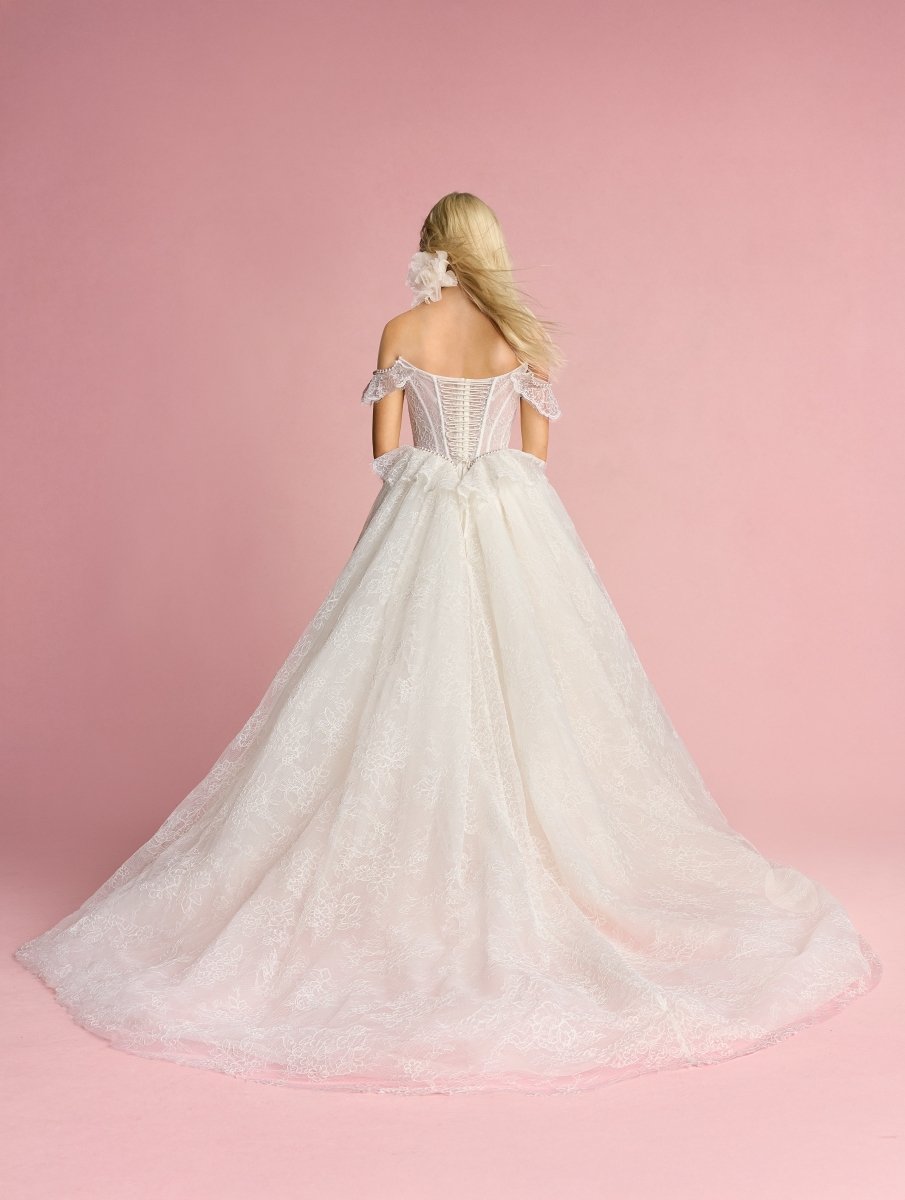 Wedding_Dress_Bridal_Gown_veil_Accessories_Los_Angeles_ForLove_Bridal-Monique-Lhuillier-pallas-Sima-Couture-Elysee-Vivienne-Westwood- Dana-Harel-Milla-Nova-La-Premiere-privee-loho-cinq-Sophia-Tolli-ines-di-santo-leah-da-gloria-rivini-oscar-de-la-renta-ysa-makino-eden-aharon-Mariana-Hardwick-Oksana-Mukha-Couture-Dana-Harel-Kyha-Nicole-Felicia-Enzoani-bridal-veils-best-bridal-store-in-los-angeles-enzoani-vera-wang-sarah-seven-Grace-Loves-Lace-lovely-bride-lilis-rachel-&-rose-liz-martinez-Dovita-bridal-minis