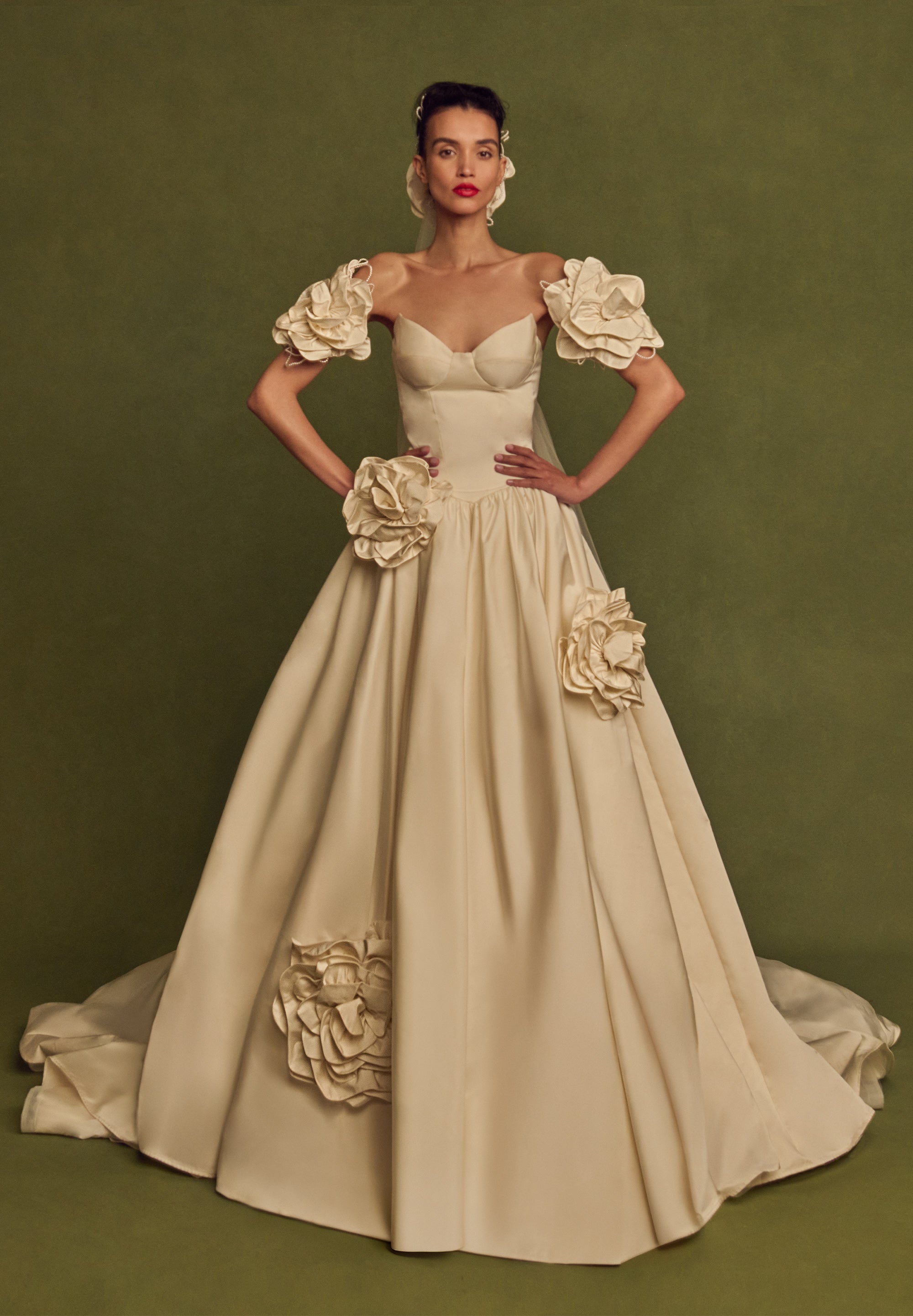 Wedding_Dress_Bridal_Gown_veil_Accessories_Los_Angeles_ForLove_Bridal-Monique-Lhuillier-pallas-Sima-Couture-Elysee-Vivienne-Westwood- Dana-Harel-Milla-Nova-La-Premiere-privee-loho-cinq-Sophia-Tolli-ines-di-santo-leah-da-gloria-rivini-oscar-de-la-renta-ysa-makino-eden-aharon-Mariana-Hardwick-Oksana-Mukha-Couture-Dana-Harel-Kyha-Nicole-Felicia-Enzoani-bridal-veils-best-bridal-store-in-los-angeles-enzoani-vera-wang-sarah-seven-Grace-Loves-Lace-lovely-bride-lilis-rachel-&-rose-liz-martinez-Dovita-bridal-minis