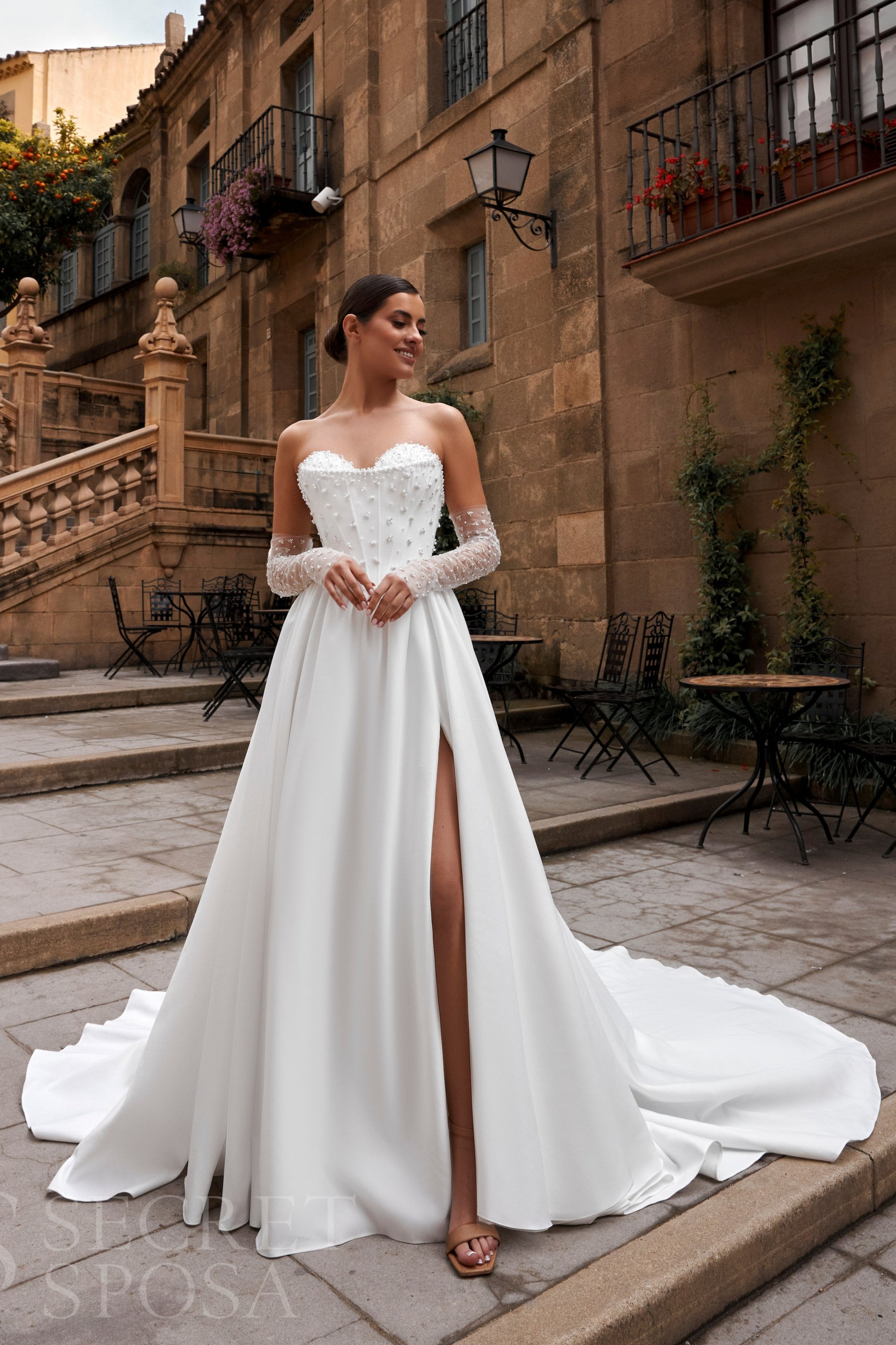 Wedding_Dress_Bridal_Gown_Accessories_Top_Los_Angeles_ForLove_Bridal-Sima-Couture-Elysee-Bridal-Collective-La-Premiere-Randy-Fenoli-Inbal-Dror-Anne-Barge-Berta-Muse-Sophia-Tolli-Mariana-Hardwick-Oksana-Mukha-Dovita-Plunge-Neckline-Sparkle-Multi-Layer-Tulle-Skirt-Aline-Couture-