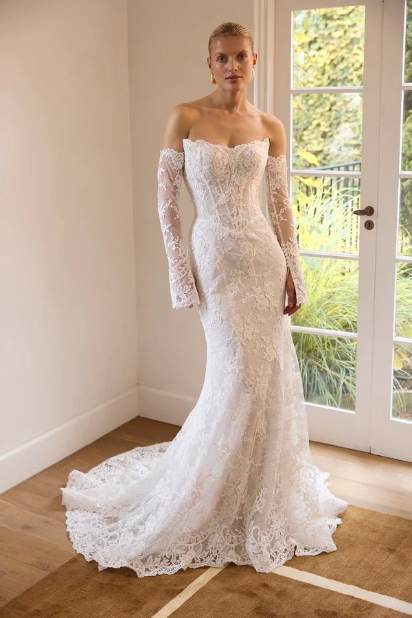 Wedding_Dress_Bridal_Gown_veil_Accessories_Los_Angeles_ForLove_Bridal-Monique-Lhuillier-pallas-Sima-Couture-Elysee-Vivienne-Westwood- Dana-Harel-Milla-Nova-La-Premiere-privee-loho-cinq-Sophia-Tolli-ines-di-santo-leah-da-gloria-rivini-oscar-de-la-renta-ysa-makino-eden-aharon-Mariana-Hardwick-Oksana-Mukha-Couture-Dana-Harel-Kyha-Nicole-Felicia-Enzoani-bridal-veils-best-bridal-store-in-los-angeles-enzoani-vera-wang-sarah-seven-Grace-Loves-Lace-lovely-bride-lilis-rachel-&-rose-liz-martinez-Dovita-bridal-minis
