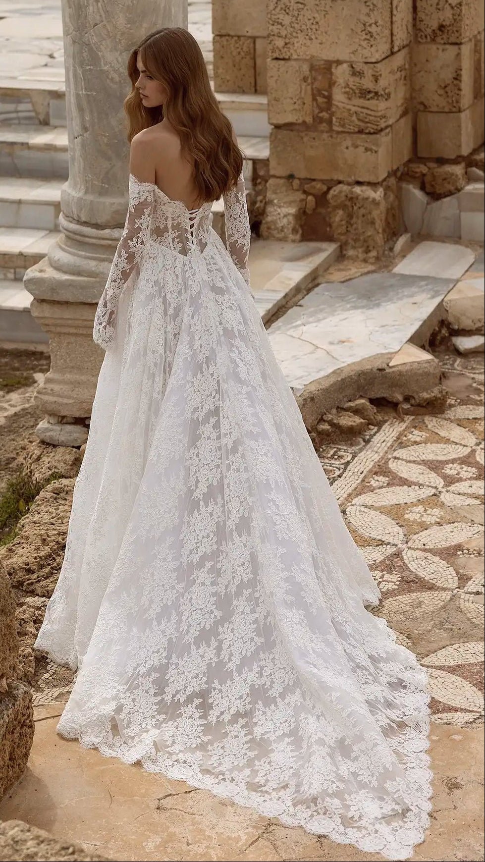 Wedding_Dress_Bridal_Gown_veil_Accessories_Los_Angeles_ForLove_Bridal-Monique-Lhuillier-pallas-Sima-Couture-Elysee-Vivienne-Westwood- Dana-Harel-Milla-Nova-La-Premiere-privee-loho-cinq-Sophia-Tolli-ines-di-santo-leah-da-gloria-rivini-oscar-de-la-renta-ysa-makino-eden-aharon-Mariana-Hardwick-Oksana-Mukha-Couture-Dana-Harel-Kyha-Nicole-Felicia-Enzoani-bridal-veils-best-bridal-store-in-los-angeles-enzoani-vera-wang-sarah-seven-Grace-Loves-Lace-lovely-bride-lilis-rachel-&-rose-liz-martinez-Dovita-bridal-minis