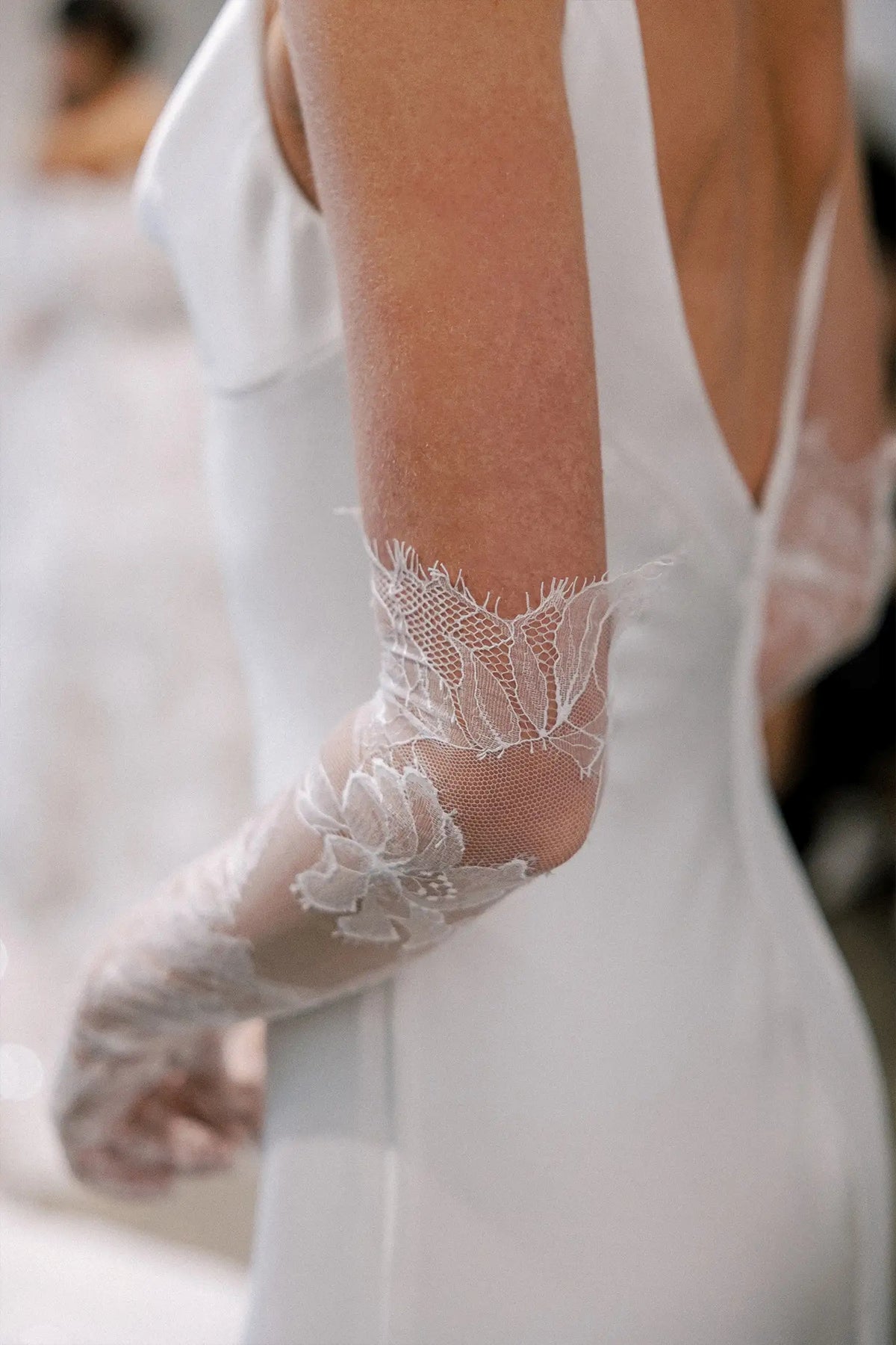 Wedding_Dress_Bridal_Gown_veil_Accessories_Los_Angeles_ForLove_Bridal-Monique-Lhuillier-pallas-Sima-Couture-Elysee-Vivienne-Westwood- Dana-Harel-Milla-Nova-La-Premiere-privee-loho-cinq-Sophia-Tolli-ines-di-santo-leah-da-gloria-rivini-oscar-de-la-renta-ysa-makino-eden-aharon-Mariana-Hardwick-Oksana-Mukha-Couture-Dana-Harel-Kyha-Nicole-Felicia-Enzoani-bridal-veils-best-bridal-store-in-los-angeles-enzoani-vera-wang-sarah-seven-Grace-Loves-Lace-lovely-bride-lilis-rachel-&-rose-liz-martinez-Dovita-bridal-minis