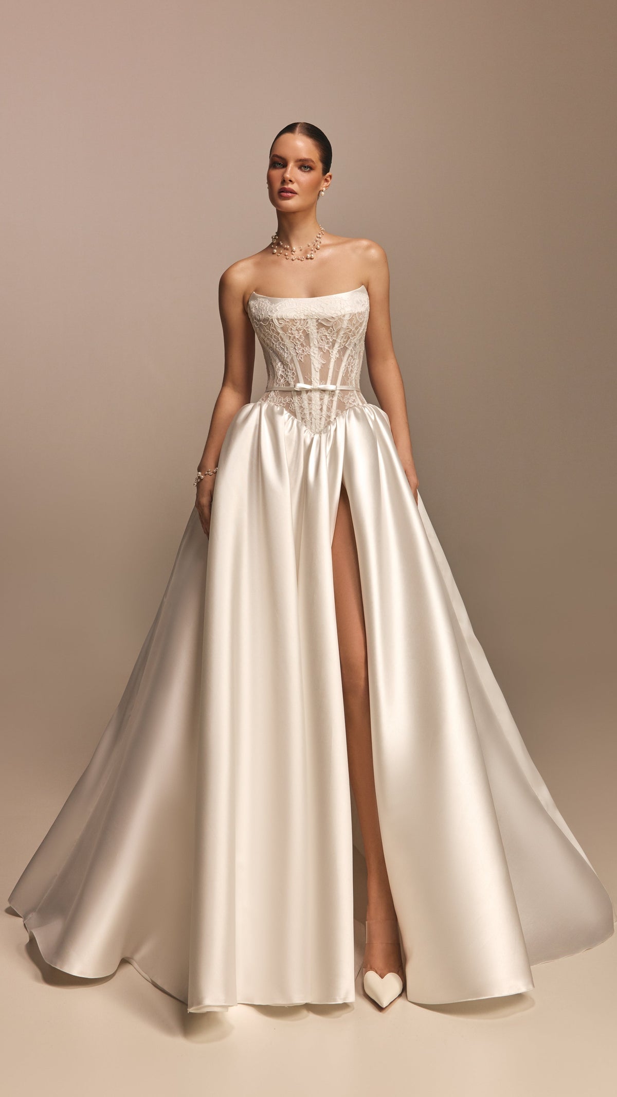 Wedding_Dress_Bridal_Gown_veil_Accessories_Los_Angeles_ForLove_Bridal-Monique-Lhuillier-pallas-Sima-Couture-Elysee-Vivienne-Westwood- Dana-Harel-Milla-Nova-La-Premiere-privee-Muse-cinq-Sophia-Tolli-ines-di-santo-leah-da-gloria-rivini-oscar-de-la-renta-ysa-makino-eden-aharon-Mariana-Hardwick-Oksana-Mukha-Couture-Dana-Harel-Kyha-Nicole-Felicia-Enzoani-bridal-veils-best-bridal-store-in-los-angeles-enzoani-vera-wang-sarah-seven-Grace-Loves-Lace-lovely-bride-lilis-rachel-&-rose-liz-martinez-Dovita-bridal-minis