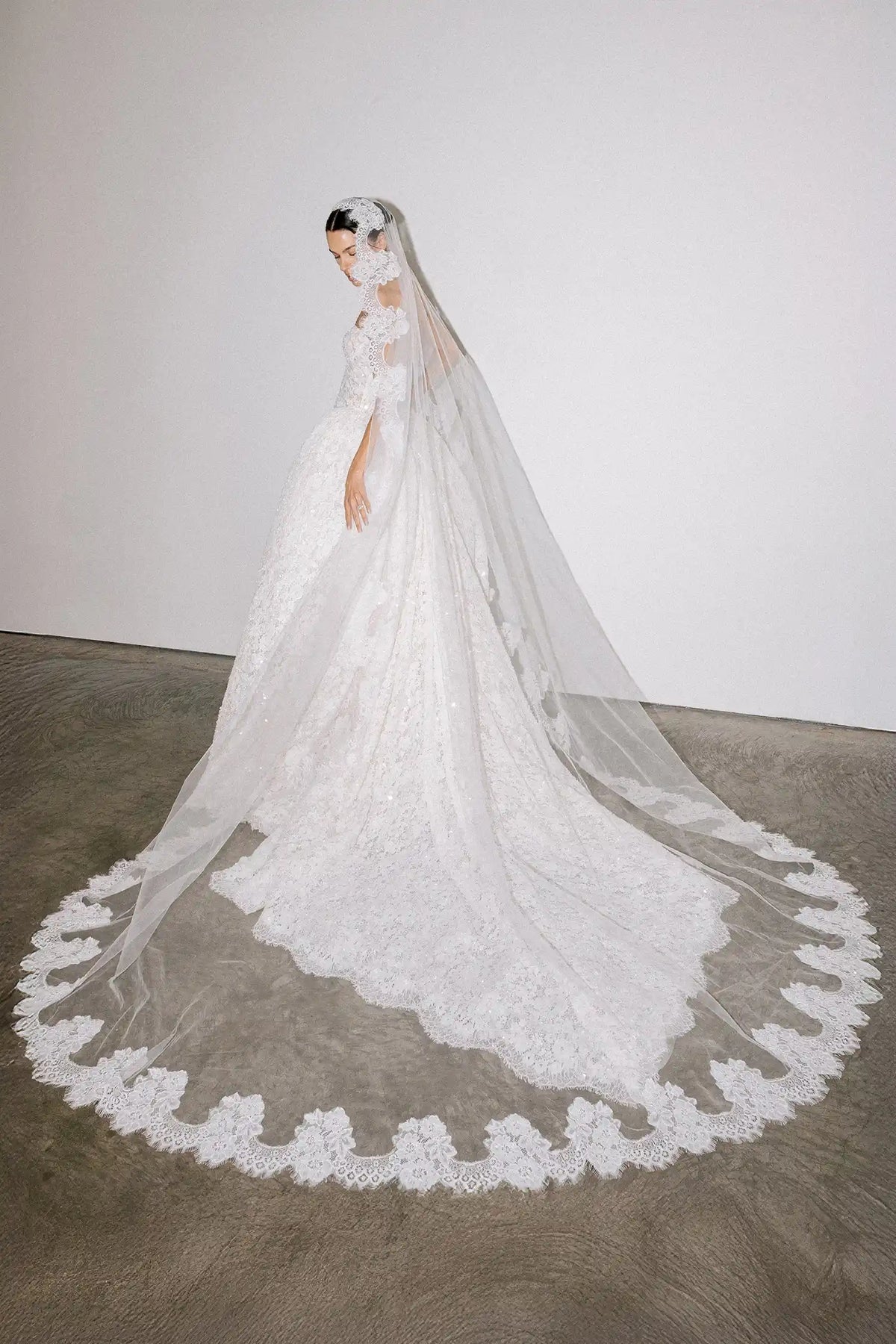 Wedding_Dress_Bridal_Gown_veil_Accessories_Los_Angeles_ForLove_Bridal-Monique-Lhuillier-pallas-Sima-Couture-Elysee-Vivienne-Westwood- Dana-Harel-Milla-Nova-La-Premiere-privee-loho-cinq-Sophia-Tolli-ines-di-santo-leah-da-gloria-rivini-oscar-de-la-renta-ysa-makino-eden-aharon-Mariana-Hardwick-Oksana-Mukha-Couture-Dana-Harel-Kyha-Nicole-Felicia-Enzoani-bridal-veils-best-bridal-store-in-los-angeles-enzoani-vera-wang-sarah-seven-Grace-Loves-Lace-lovely-bride-lilis-rachel-&-rose-liz-martinez-Dovita-bridal-minis
