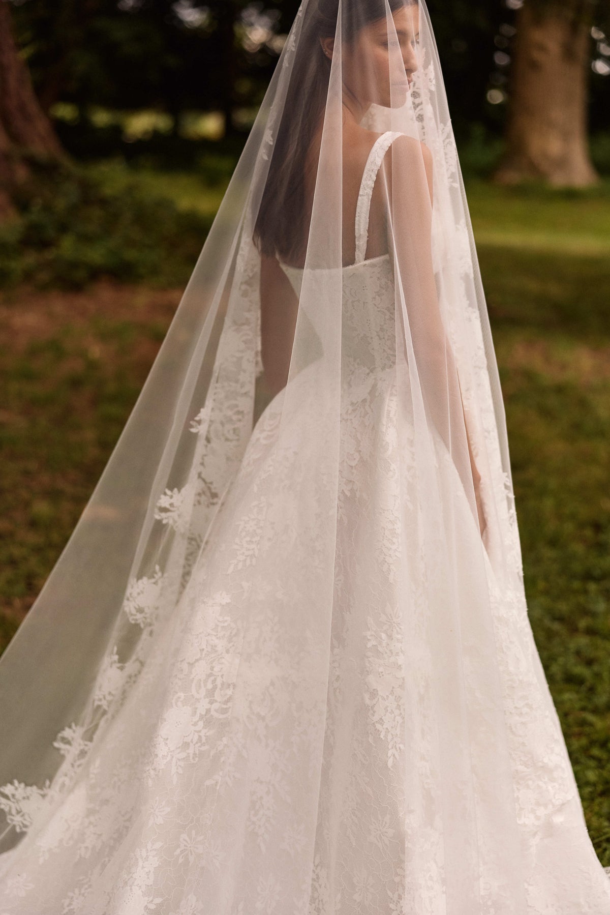 Wedding_Dress_Bridal_Gown_veil_Accessories_Los_Angeles_ForLove_Bridal-Monique-Lhuillier-pallas-Sima-Couture-Elysee-Vivienne-Westwood- Dana-Harel-Milla-Nova-La-Premiere-privee-Muse-cinq-Sophia-Tolli-ines-di-santo-leah-da-gloria-rivini-oscar-de-la-renta-ysa-makino-eden-aharon-Mariana-Hardwick-Oksana-Mukha-Couture-Dana-Harel-Kyha-Nicole-Felicia-Enzoani-bridal-veils-best-bridal-store-in-los-angeles-enzoani-vera-wang-sarah-seven-Grace-Loves-Lace-lovely-bride-lilis-rachel-&-rose-liz-martinez-Dovita-bridal-minis