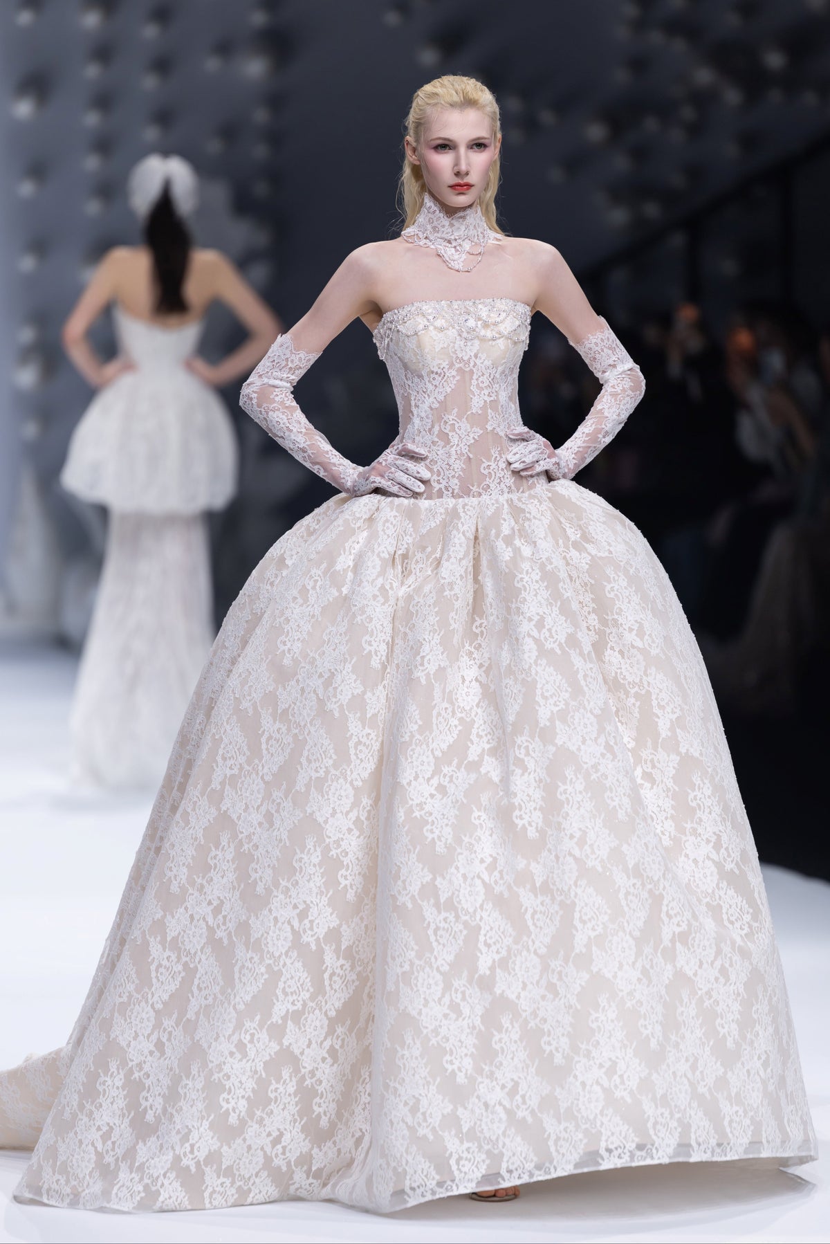 Wedding_Dress_Bridal_Gown_veil_Accessories_Los_Angeles_ForLove_Bridal-Monique-Lhuillier-pallas-Sima-Couture-Elysee-Vivienne-Westwood- Dana-Harel-Milla-Nova-La-Premiere-privee-Muse-cinq-Sophia-Tolli-ines-di-santo-leah-da-gloria-rivini-oscar-de-la-renta-ysa-makino-eden-aharon-Mariana-Hardwick-Oksana-Mukha-Couture-Dana-Harel-Kyha-Nicole-Felicia-Enzoani-bridal-veils-best-bridal-store-in-los-angeles-enzoani-vera-wang-sarah-seven-Grace-Loves-Lace-lovely-bride-lilis-rachel-&-rose-liz-martinez-Dovita-bridal-minis
