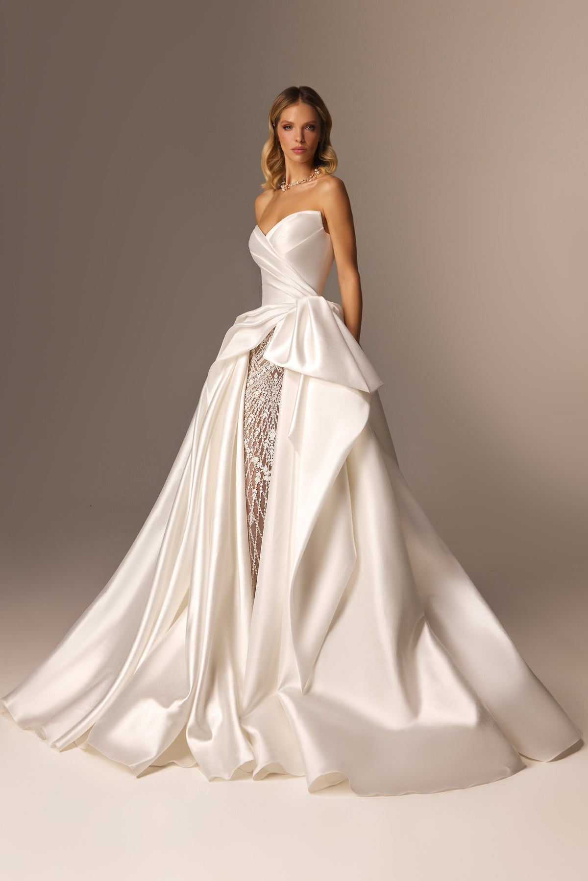Wedding_Dress_Bridal_Gown_veil_Accessories_Los_Angeles_ForLove_Bridal-Monique-Lhuillier-pallas-Sima-Couture-Elysee-Vivienne-Westwood- Dana-Harel-Milla-Nova-La-Premiere-privee-Muse-cinq-Sophia-Tolli-ines-di-santo-leah-da-gloria-rivini-oscar-de-la-renta-ysa-makino-eden-aharon-Mariana-Hardwick-Oksana-Mukha-Couture-Dana-Harel-Kyha-Nicole-Felicia-Enzoani-bridal-veils-best-bridal-store-in-los-angeles-enzoani-vera-wang-sarah-seven-Grace-Loves-Lace-lovely-bride-lilis-rachel-&-rose-liz-martinez-Dovita-bridal-minis