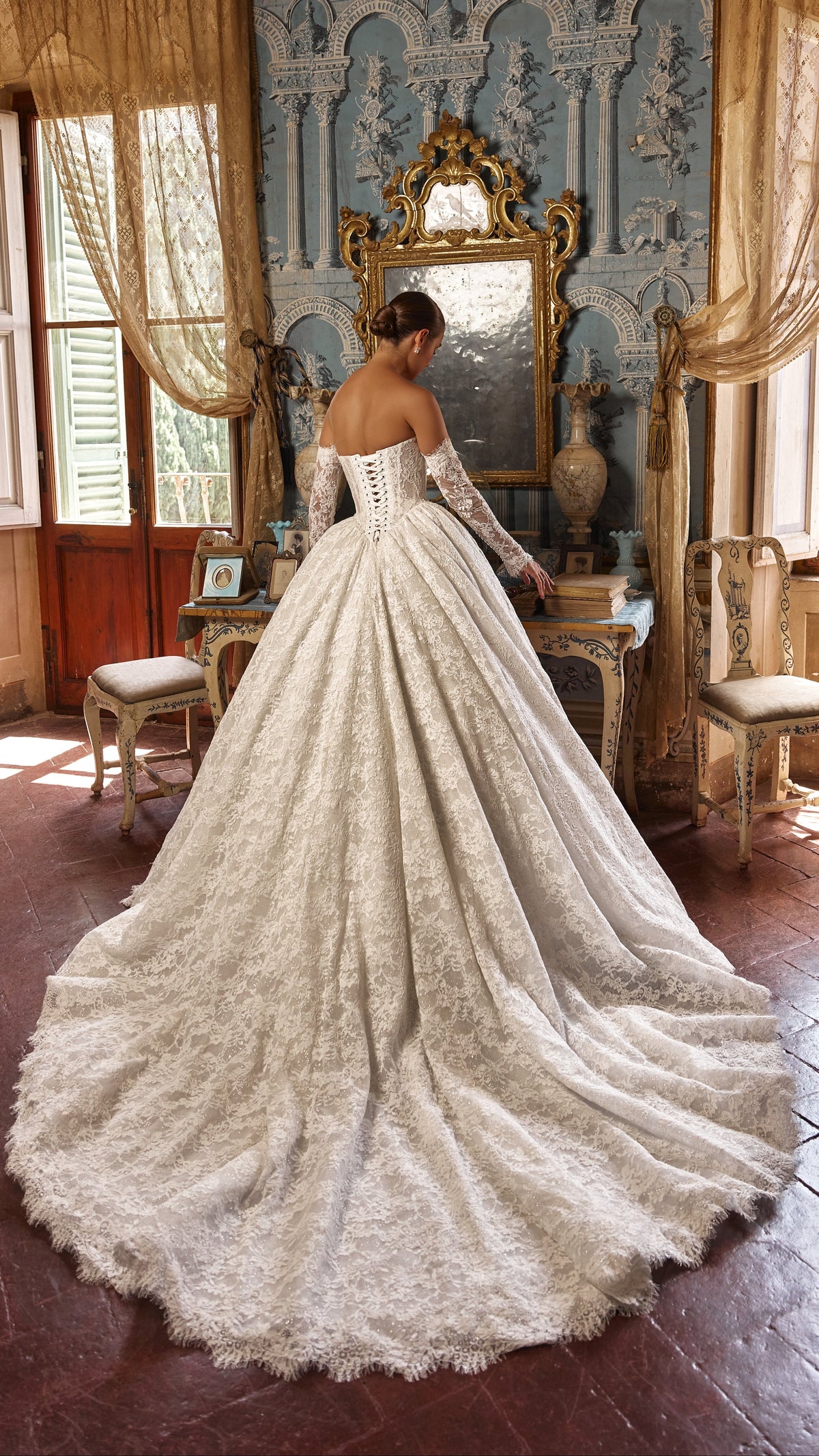 Wedding_Dress_Bridal_Gown_veil_Accessories_Los_Angeles_ForLove_Bridal-Monique-Lhuillier-pallas-Sima-Couture-Elysee-Vivienne-Westwood- Dana-Harel-Milla-Nova-La-Premiere-privee-Muse-cinq-Sophia-Tolli-ines-di-santo-leah-da-gloria-rivini-oscar-de-la-renta-ysa-makino-eden-aharon-Mariana-Hardwick-Oksana-Mukha-Couture-Dana-Harel-Kyha-Nicole-Felicia-Enzoani-bridal-veils-best-bridal-store-in-los-angeles-enzoani-vera-wang-sarah-seven-Grace-Loves-Lace-lovely-bride-lilis-rachel-&-rose-liz-martinez-Dovita-bridal-minis