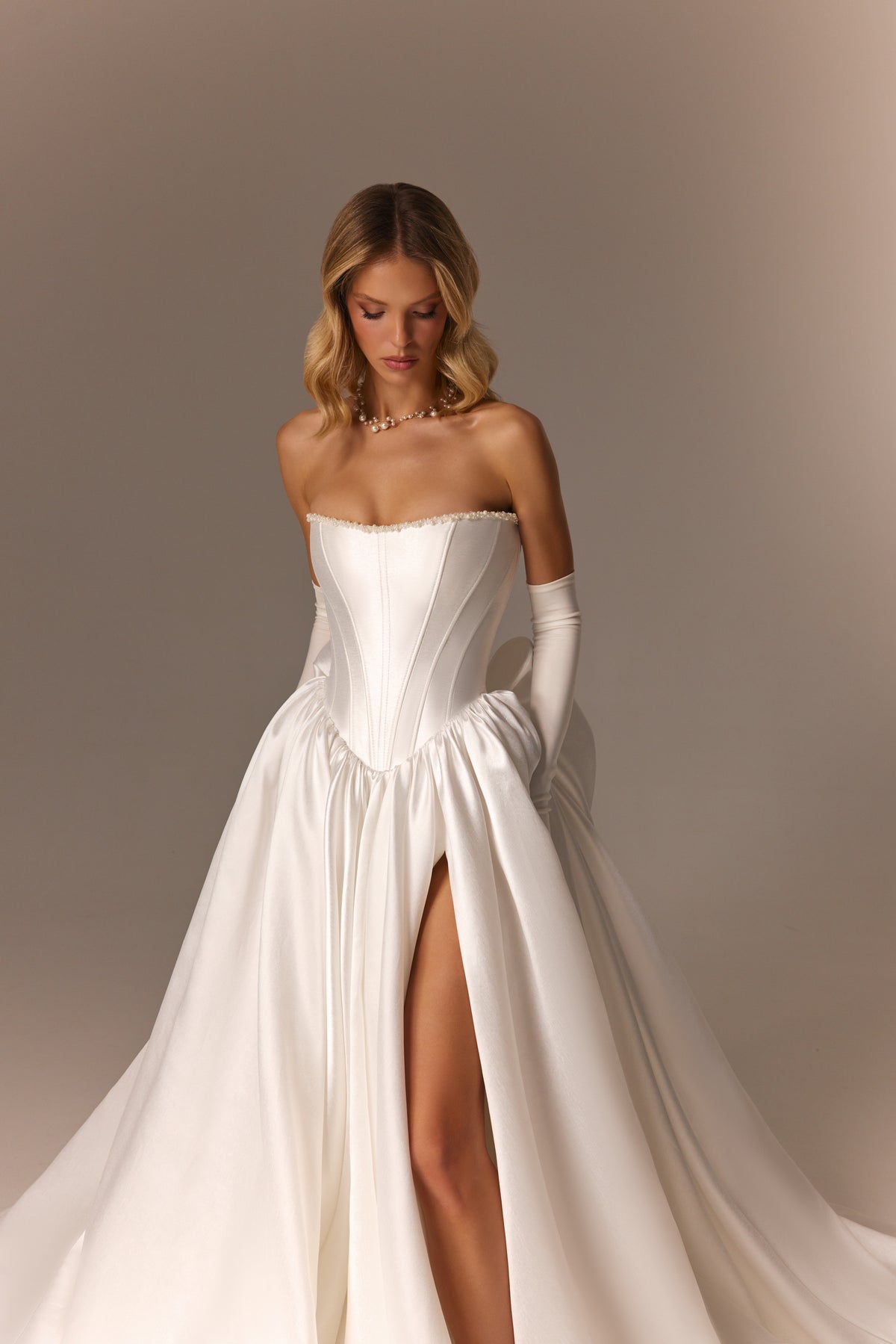 Wedding_Dress_Bridal_Gown_veil_Accessories_Los_Angeles_ForLove_Bridal-Monique-Lhuillier-pallas-Sima-Couture-Elysee-Vivienne-Westwood- Dana-Harel-Milla-Nova-La-Premiere-privee-Muse-cinq-Sophia-Tolli-ines-di-santo-leah-da-gloria-rivini-oscar-de-la-renta-ysa-makino-eden-aharon-Mariana-Hardwick-Oksana-Mukha-Couture-Dana-Harel-Kyha-Nicole-Felicia-Enzoani-bridal-veils-best-bridal-store-in-los-angeles-enzoani-vera-wang-sarah-seven-Grace-Loves-Lace-lovely-bride-lilis-rachel-&-rose-liz-martinez-Dovita-bridal-minis