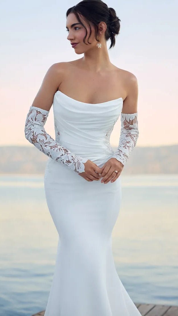 Wedding_Dress_Bridal_Gown_veil_Accessories_Los_Angeles_ForLove_Bridal-Monique-Lhuillier-pallas-Sima-Couture-Elysee-Vivienne-Westwood- Dana-Harel-Milla-Nova-La-Premiere-privee-loho-cinq-Sophia-Tolli-ines-di-santo-leah-da-gloria-rivini-oscar-de-la-renta-ysa-makino-eden-aharon-Mariana-Hardwick-Oksana-Mukha-Couture-Dana-Harel-Kyha-Nicole-Felicia-Enzoani-bridal-veils-best-bridal-store-in-los-angeles-enzoani-vera-wang-sarah-seven-Grace-Loves-Lace-lovely-bride-lilis-rachel-&-rose-liz-martinez-Dovita-bridal-minis