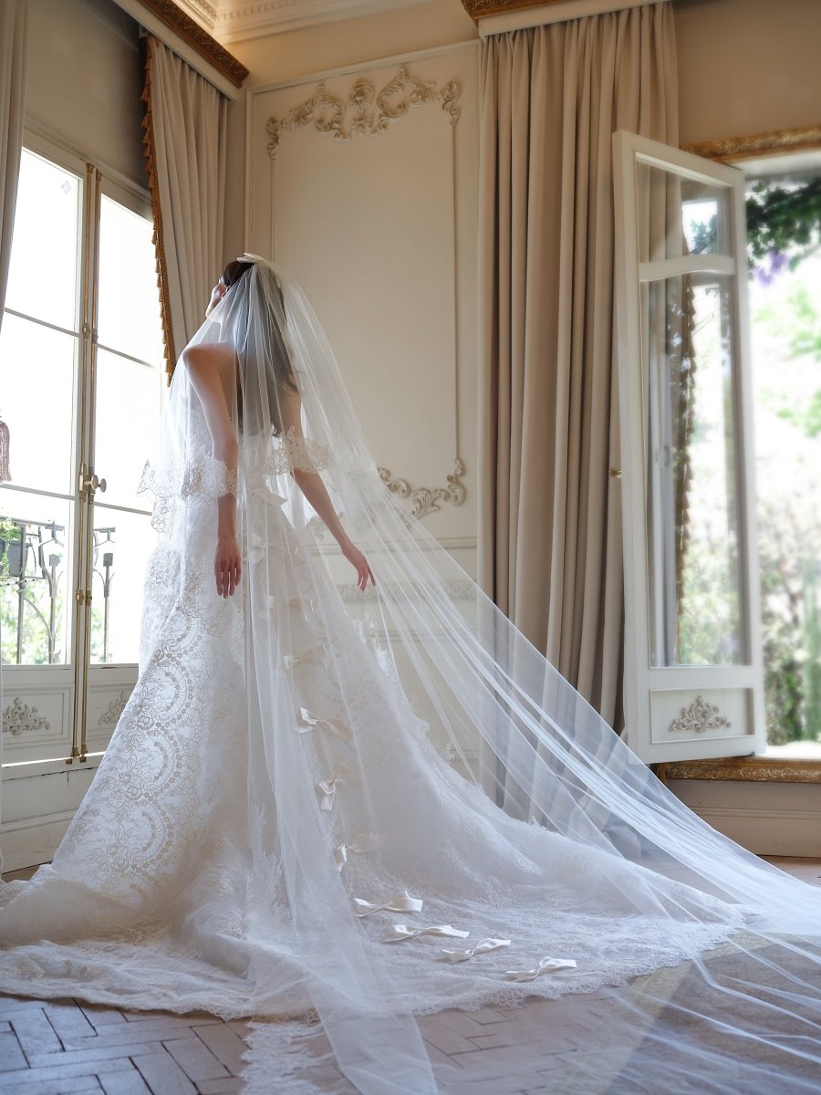 Wedding_Dress_Bridal_Gown_veil_Accessories_Los_Angeles_ForLove_Bridal-Monique-Lhuillier-pallas-Sima-Couture-Elysee-Vivienne-Westwood- Dana-Harel-Milla-Nova-La-Premiere-privee-loho-cinq-Sophia-Tolli-ines-di-santo-leah-da-gloria-rivini-oscar-de-la-renta-ysa-makino-eden-aharon-Mariana-Hardwick-Oksana-Mukha-Couture-Dana-Harel-Kyha-Nicole-Felicia-Enzoani-bridal-veils-best-bridal-store-in-los-angeles-enzoani-vera-wang-sarah-seven-Grace-Loves-Lace-lovely-bride-lilis-rachel-&-rose-liz-martinez-Dovita-bridal-minis