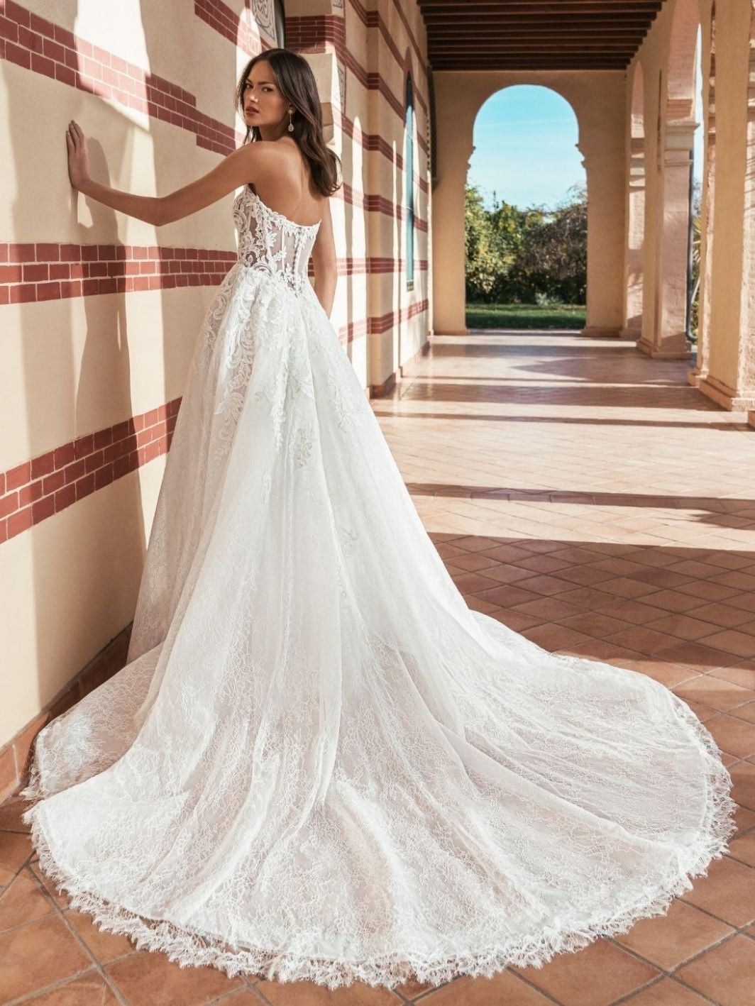 Wedding_Dress_Bridal_Gown_veil_Accessories_Los_Angeles_ForLove_Bridal-Monique-Lhuillier-pallas-Sima-Couture-Elysee-Vivienne-Westwood- Dana-Harel-Milla-Nova-La-Premiere-privee-loho-cinq-Sophia-Tolli-ines-di-santo-leah-da-gloria-rivini-oscar-de-la-renta-ysa-makino-eden-aharon-Mariana-Hardwick-Oksana-Mukha-Couture-Dana-Harel-Kyha-Nicole-Felicia-Enzoani-bridal-veils-best-bridal-store-in-los-angeles-enzoani-vera-wang-sarah-seven-Grace-Loves-Lace-lovely-bride-lilis-rachel-&-rose-liz-martinez-Dovita-bridal-minis