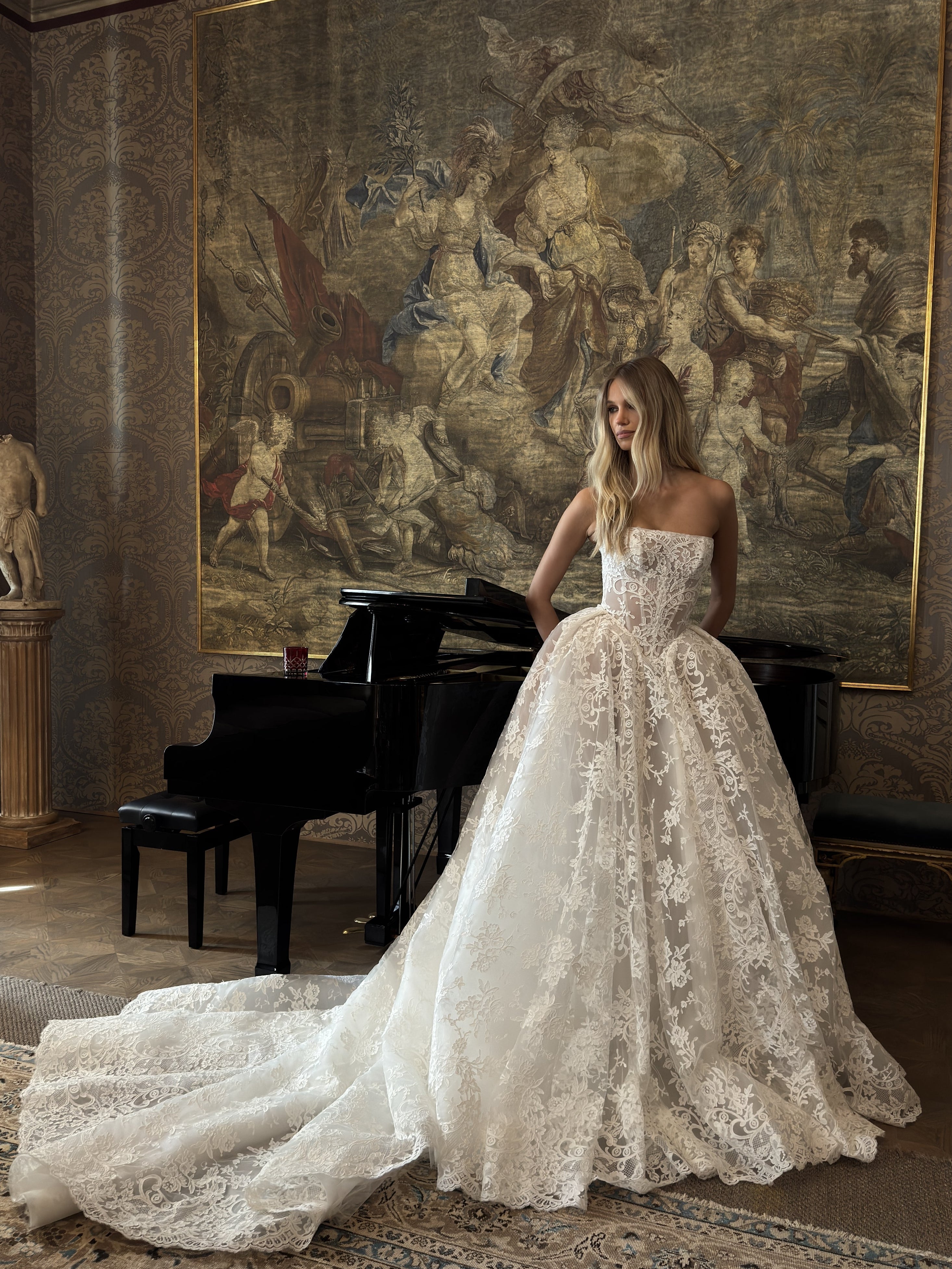 Wedding_Dress_Bridal_Gown_veil_Accessories_Los_Angeles_ForLove_Bridal-Monique-Lhuillier-pallas-Sima-Couture-Elysee-Vivienne-Westwood- Dana-Harel-Milla-Nova-La-Premiere-privee-loho-cinq-Sophia-Tolli-ines-di-santo-leah-da-gloria-rivini-oscar-de-la-renta-ysa-makino-eden-aharon-Mariana-Hardwick-Oksana-Mukha-Couture-Dana-Harel-Kyha-Nicole-Felicia-Enzoani-bridal-veils-best-bridal-store-in-los-angeles-enzoani-vera-wang-sarah-seven-Grace-Loves-Lace-lovely-bride-lilis-rachel-&-rose-liz-martinez-Dovita-bridal-minis