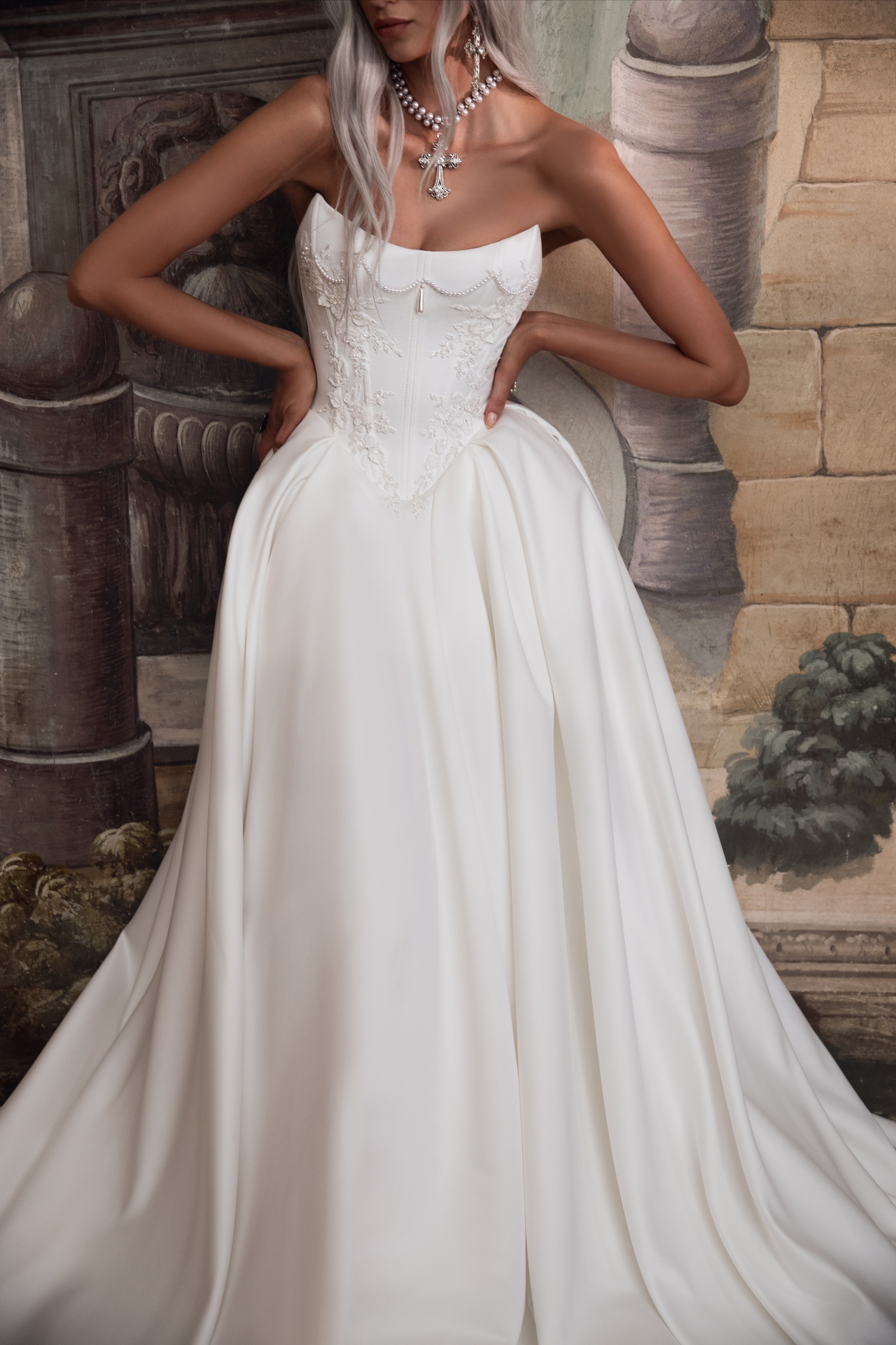 Wedding_Dress_Bridal_Gown_veil_Accessories_Los_Angeles_ForLove_Bridal-Monique-Lhuillier-pallas-Sima-Couture-Elysee-Vivienne-Westwood- Dana-Harel-Milla-Nova-La-Premiere-privee-loho-cinq-Sophia-Tolli-ines-di-santo-leah-da-gloria-rivini-oscar-de-la-renta-ysa-makino-eden-aharon-Mariana-Hardwick-Oksana-Mukha-Couture-Dana-Harel-Kyha-Nicole-Felicia-Enzoani-bridal-veils-best-bridal-store-in-los-angeles-enzoani-vera-wang-sarah-seven-Grace-Loves-Lace-lovely-bride-lilis-rachel-&-rose-liz-martinez-Dovita-bridal-minis