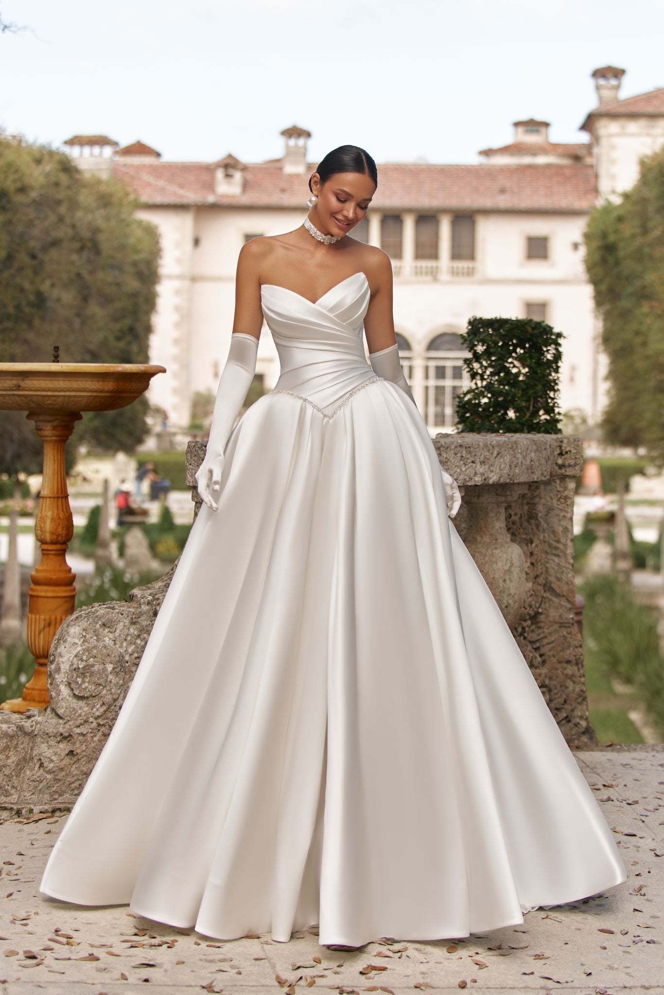 Wedding_Dress_Bridal_Gown_veil_Accessories_Los_Angeles_ForLove_Bridal-Monique-Lhuillier-pallas-Sima-Couture-Elysee-Vivienne-Westwood- Dana-Harel-Milla-Nova-La-Premiere-privee-Muse-cinq-Sophia-Tolli-ines-di-santo-leah-da-gloria-rivini-oscar-de-la-renta-ysa-makino-eden-aharon-Mariana-Hardwick-Oksana-Mukha-Couture-Dana-Harel-Kyha-Nicole-Felicia-Enzoani-bridal-veils-best-bridal-store-in-los-angeles-enzoani-vera-wang-sarah-seven-Grace-Loves-Lace-lovely-bride-lilis-rachel-&-rose-liz-martinez-Dovita-bridal-minis