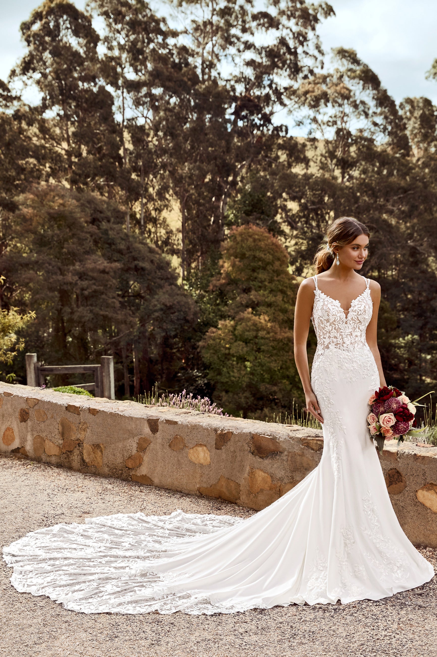 Wedding_Dress_Bridal_Gown_veil_Accessories_Los_Angeles_ForLove_Bridal-Monique-Lhuillier-pallas-Sima-Couture-Elysee-Vivienne-Westwood- Dana-Harel-Milla-Nova-La-Premiere-privee-Muse-cinq-Sophia-Tolli-ines-di-santo-leah-da-gloria-rivini-oscar-de-la-renta-ysa-makino-eden-aharon-Mariana-Hardwick-Oksana-Mukha-Couture-Dana-Harel-Kyha-Nicole-Felicia-Enzoani-bridal-veils-best-bridal-store-in-los-angeles-enzoani-vera-wang-sarah-seven-Grace-Loves-Lace-lovely-bride-lilis-rachel-&-rose-liz-martinez-Dovita-bridal-minis