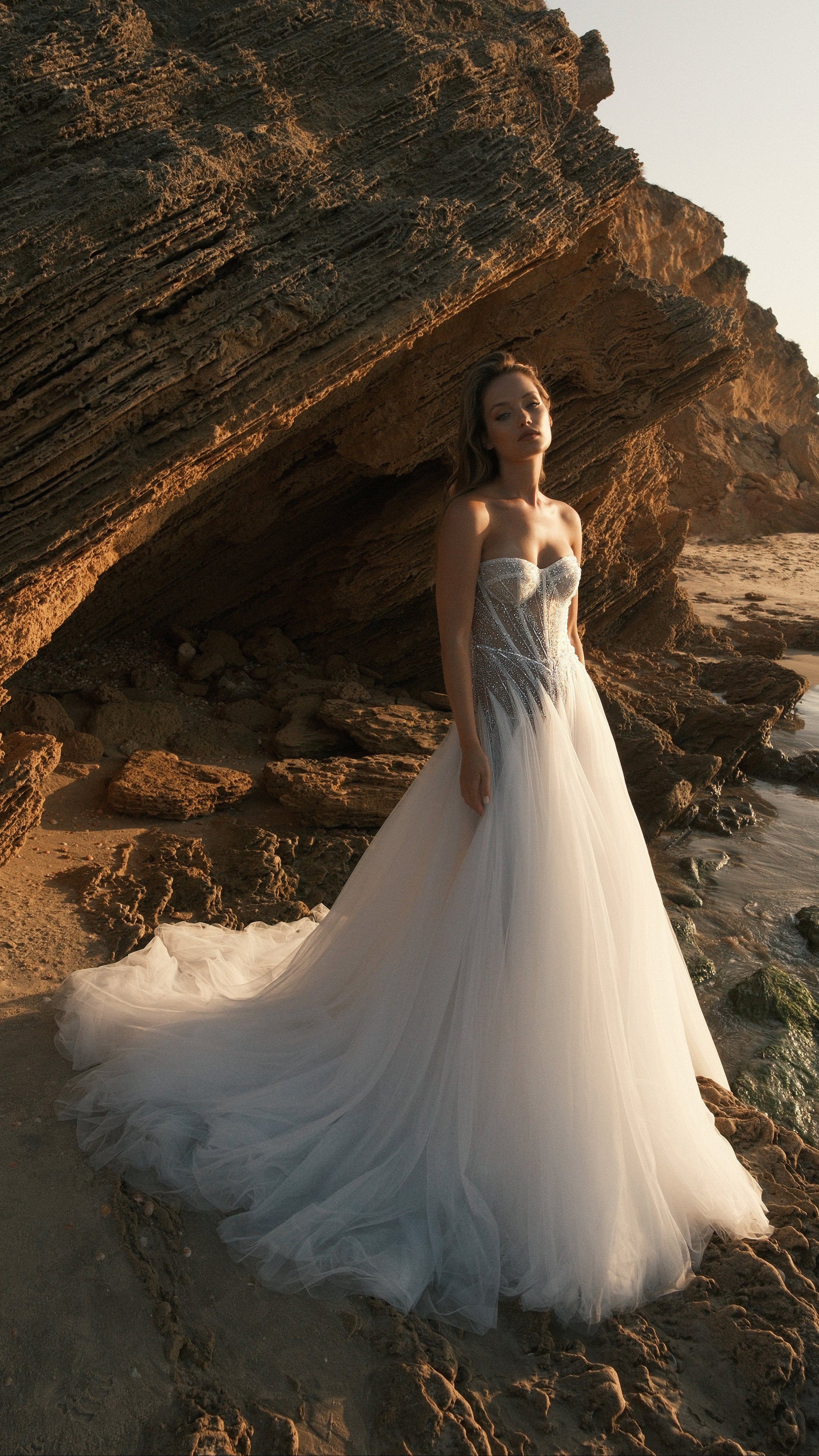 Wedding_Dress_Bridal_Gown_veil_Accessories_Los_Angeles_ForLove_Bridal-Monique-Lhuillier-pallas-Sima-Couture-Elysee-Vivienne-Westwood- Dana-Harel-Milla-Nova-La-Premiere-privee-Muse-cinq-Sophia-Tolli-ines-di-santo-leah-da-gloria-rivini-oscar-de-la-renta-ysa-makino-eden-aharon-Mariana-Hardwick-Oksana-Mukha-Couture-Dana-Harel-Kyha-Nicole-Felicia-Enzoani-bridal-veils-best-bridal-store-in-los-angeles-enzoani-vera-wang-sarah-seven-Grace-Loves-Lace-lovely-bride-lilis-rachel-&-rose-liz-martinez-Dovita-bridal-minis