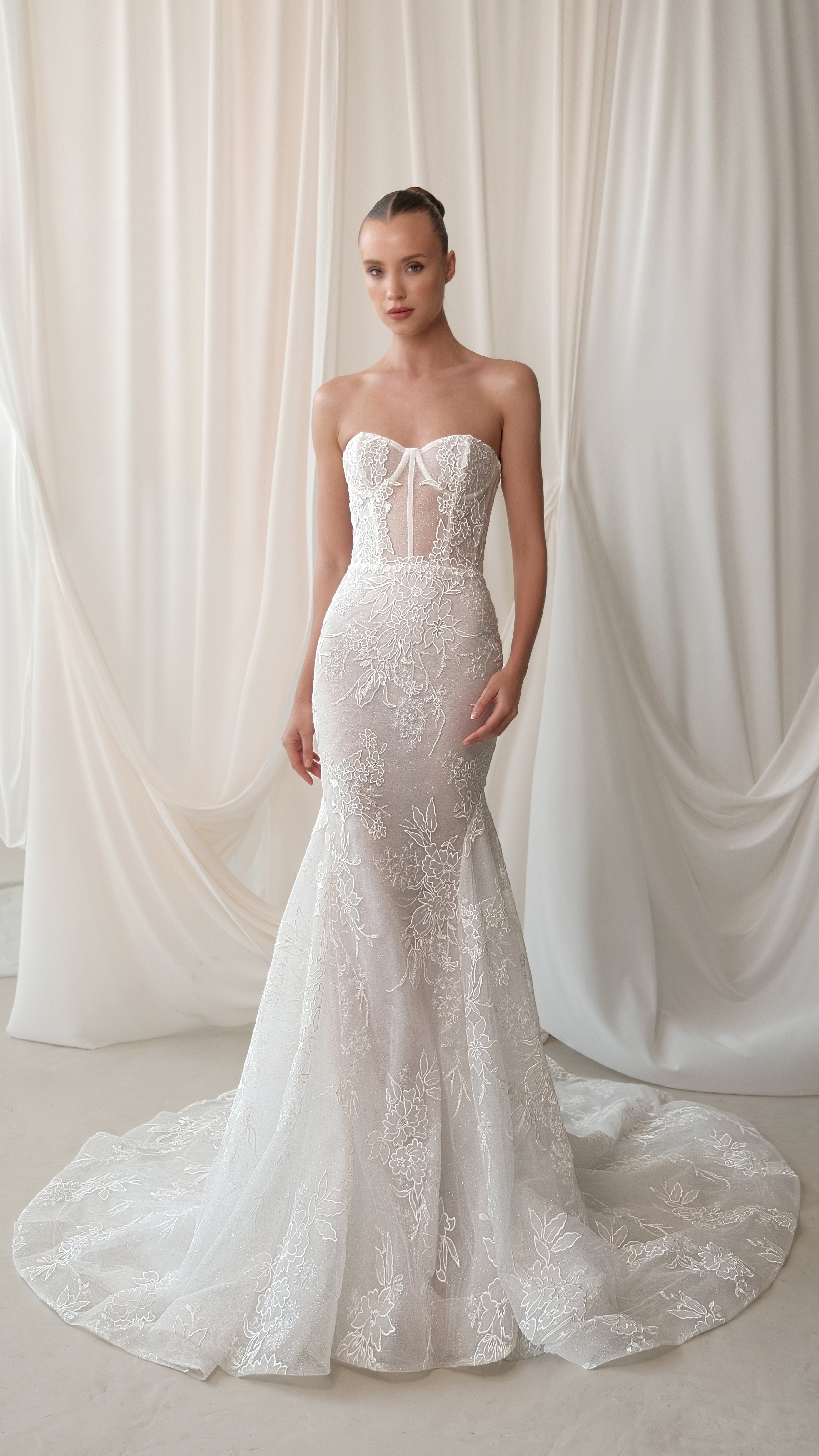 Wedding_Dress_Bridal_Gown_veil_Accessories_Los_Angeles_ForLove_Bridal-Monique-Lhuillier-pallas-Sima-Couture-Elysee-Vivienne-Westwood- Dana-Harel-Milla-Nova-La-Premiere-privee-Muse-cinq-Sophia-Tolli-ines-di-santo-leah-da-gloria-rivini-oscar-de-la-renta-ysa-makino-eden-aharon-Mariana-Hardwick-Oksana-Mukha-Couture-Dana-Harel-Kyha-Nicole-Felicia-Enzoani-bridal-veils-best-bridal-store-in-los-angeles-enzoani-vera-wang-sarah-seven-Grace-Loves-Lace-lovely-bride-lilis-rachel-&-rose-liz-martinez-Dovita-bridal-minis