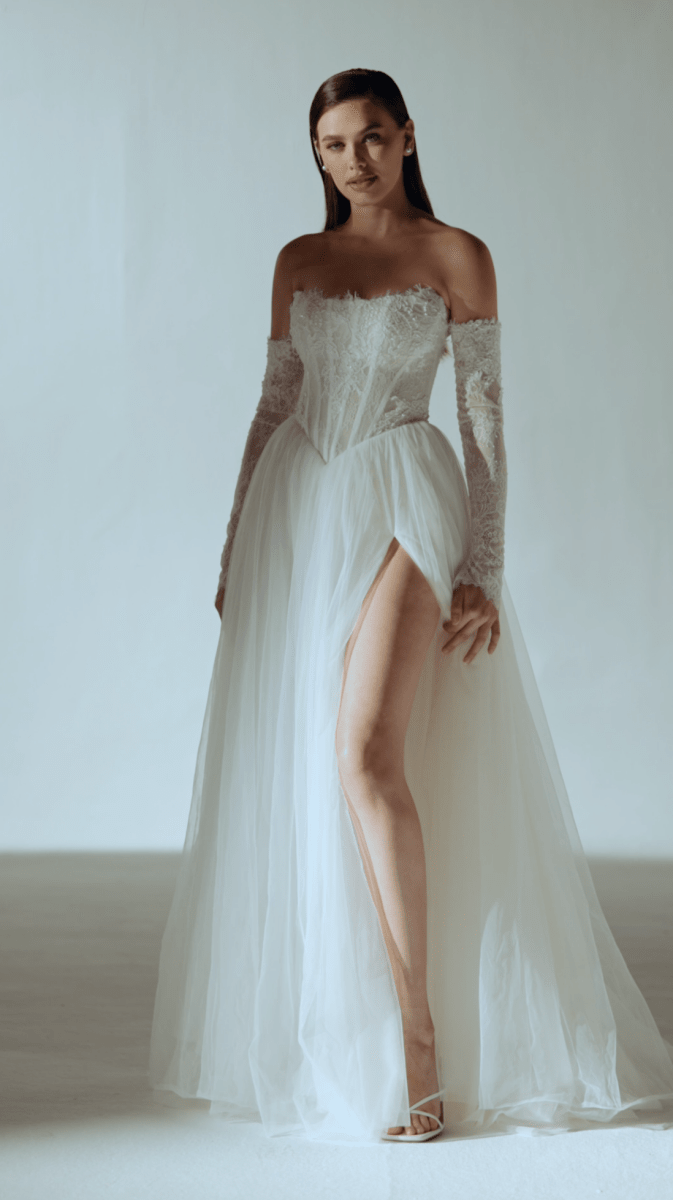 Wedding_Dress_Bridal_Gown_veil_Accessories_Los_Angeles_ForLove_Bridal-Monique-Lhuillier-pallas-Sima-Couture-Elysee-Vivienne-Westwood- Dana-Harel-Milla-Nova-La-Premiere-privee-loho-cinq-Sophia-Tolli-ines-di-santo-leah-da-gloria-rivini-oscar-de-la-renta-ysa-makino-eden-aharon-Mariana-Hardwick-Oksana-Mukha-Couture-Dana-Harel-Kyha-Nicole-Felicia-Enzoani-bridal-veils-best-bridal-store-in-los-angeles-enzoani-vera-wang-sarah-seven-Grace-Loves-Lace-lovely-bride-lilis-rachel-&-rose-liz-martinez-Dovita-bridal-minis