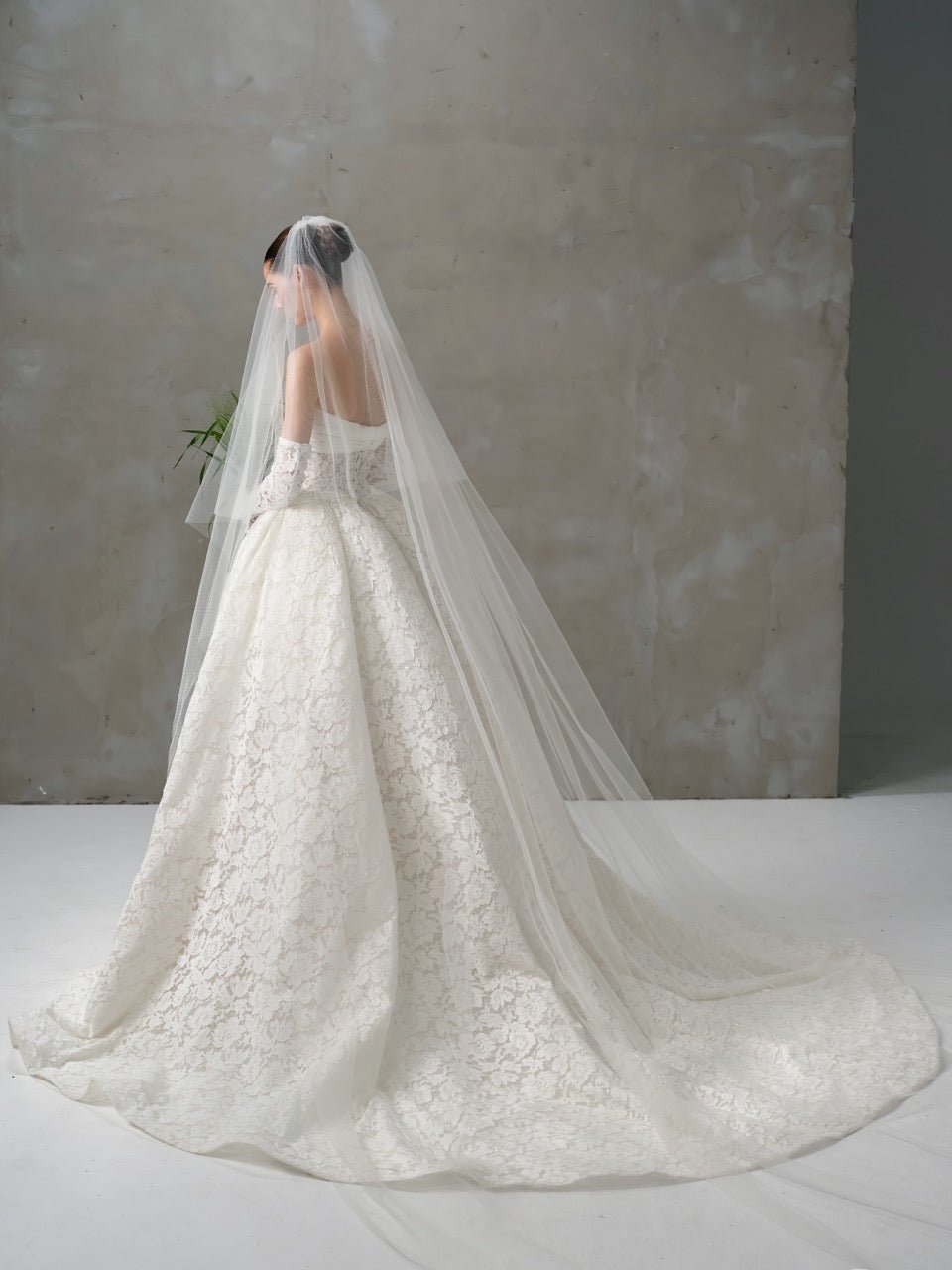 Wedding_Dress_Bridal_Gown_veil_Accessories_Los_Angeles_ForLove_Bridal-Monique-Lhuillier-pallas-Sima-Couture-Elysee-Vivienne-Westwood- Dana-Harel-Milla-Nova-La-Premiere-privee-Muse-cinq-Sophia-Tolli-ines-di-santo-leah-da-gloria-rivini-oscar-de-la-renta-ysa-makino-eden-aharon-Mariana-Hardwick-Oksana-Mukha-Couture-Dana-Harel-Kyha-Nicole-Felicia-Enzoani-bridal-veils-best-bridal-store-in-los-angeles-enzoani-vera-wang-sarah-seven-Grace-Loves-Lace-lovely-bride-lilis-rachel-&-rose-liz-martinez-Dovita-bridal-minis