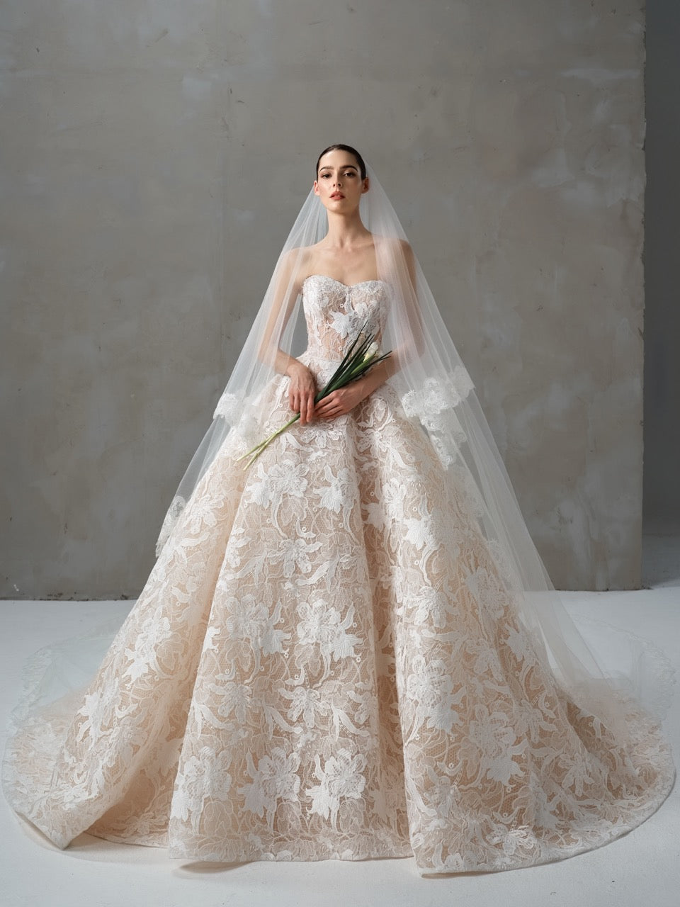 Wedding_Dress_Bridal_Gown_veil_Accessories_Los_Angeles_ForLove_Bridal-Monique-Lhuillier-pallas-Sima-Couture-Elysee-Vivienne-Westwood- Dana-Harel-Milla-Nova-La-Premiere-privee-Muse-cinq-Sophia-Tolli-ines-di-santo-leah-da-gloria-rivini-oscar-de-la-renta-ysa-makino-eden-aharon-Mariana-Hardwick-Oksana-Mukha-Couture-Dana-Harel-Kyha-Nicole-Felicia-Enzoani-bridal-veils-best-bridal-store-in-los-angeles-enzoani-vera-wang-sarah-seven-Grace-Loves-Lace-lovely-bride-lilis-rachel-&-rose-liz-martinez-Dovita-bridal-minis