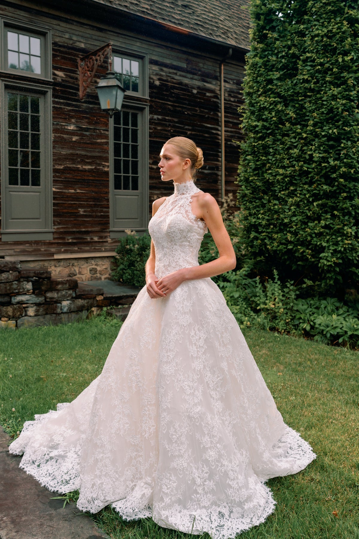 Wedding_Dress_Bridal_Gown_veil_Accessories_Los_Angeles_ForLove_Bridal-Monique-Lhuillier-pallas-Sima-Couture-Elysee-Vivienne-Westwood- Dana-Harel-Milla-Nova-La-Premiere-privee-Muse-cinq-Sophia-Tolli-ines-di-santo-leah-da-gloria-rivini-oscar-de-la-renta-ysa-makino-eden-aharon-Mariana-Hardwick-Oksana-Mukha-Couture-Dana-Harel-Kyha-Nicole-Felicia-Enzoani-bridal-veils-best-bridal-store-in-los-angeles-enzoani-vera-wang-sarah-seven-Grace-Loves-Lace-lovely-bride-lilis-rachel-&-rose-liz-martinez-Dovita-bridal-minis