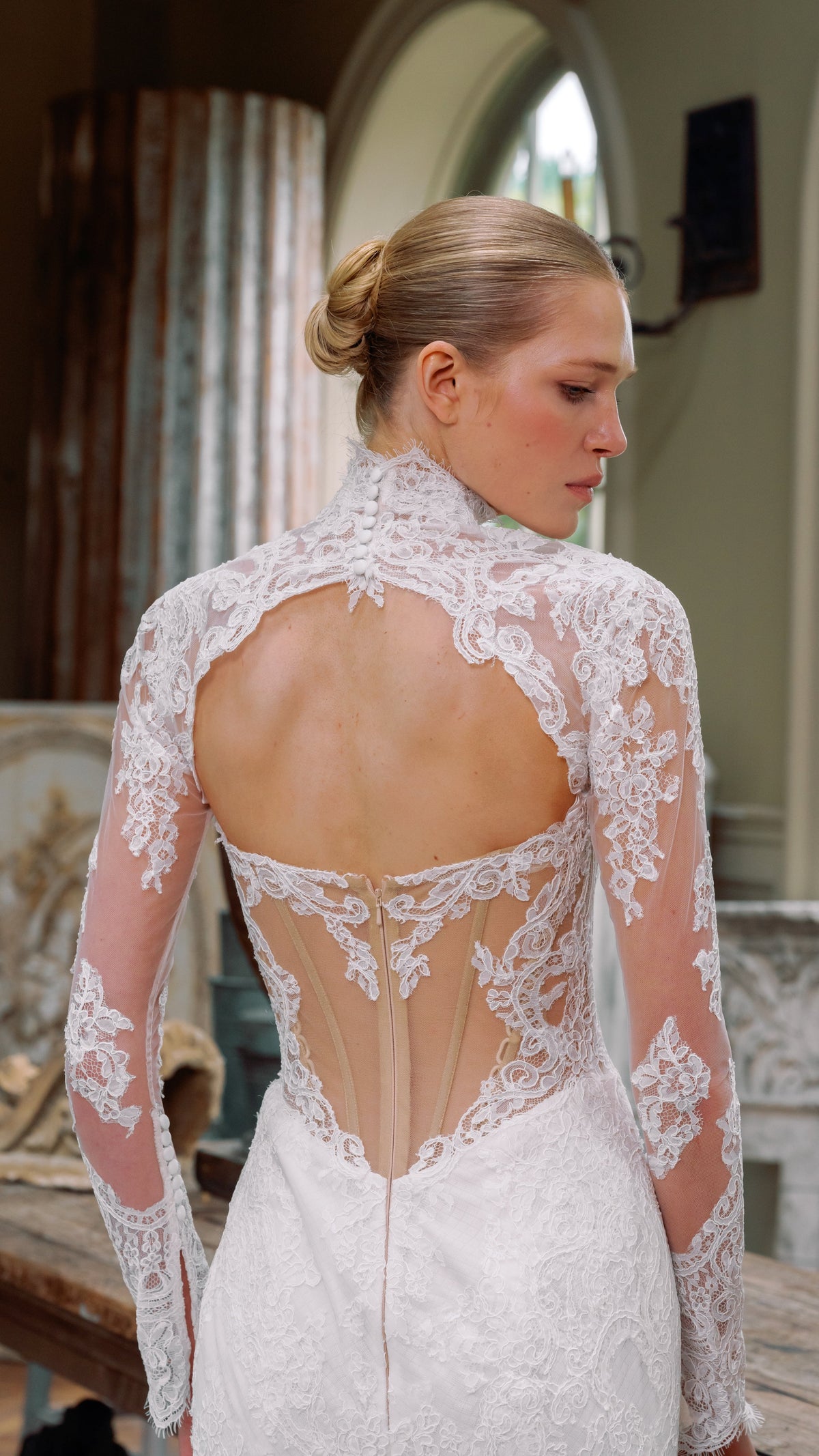 Wedding_Dress_Bridal_Gown_veil_Accessories_Los_Angeles_ForLove_Bridal-Monique-Lhuillier-pallas-Sima-Couture-Elysee-Vivienne-Westwood- Dana-Harel-Milla-Nova-La-Premiere-privee-Muse-cinq-Sophia-Tolli-ines-di-santo-leah-da-gloria-rivini-oscar-de-la-renta-ysa-makino-eden-aharon-Mariana-Hardwick-Oksana-Mukha-Couture-Dana-Harel-Kyha-Nicole-Felicia-Enzoani-bridal-veils-best-bridal-store-in-los-angeles-enzoani-vera-wang-sarah-seven-Grace-Loves-Lace-lovely-bride-lilis-rachel-&-rose-liz-martinez-Dovita-bridal-minis