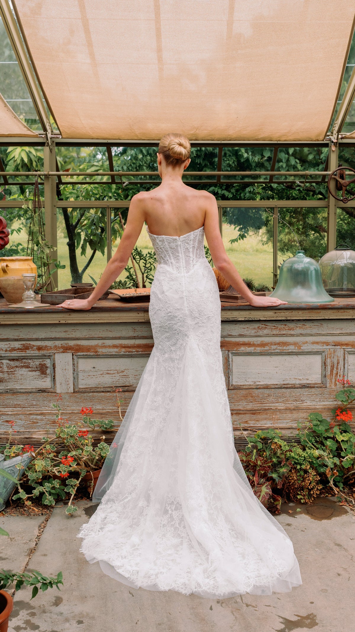 Wedding_Dress_Bridal_Gown_veil_Accessories_Los_Angeles_ForLove_Bridal-Monique-Lhuillier-pallas-Sima-Couture-Elysee-Vivienne-Westwood- Dana-Harel-Milla-Nova-La-Premiere-privee-Muse-cinq-Sophia-Tolli-ines-di-santo-leah-da-gloria-rivini-oscar-de-la-renta-ysa-makino-eden-aharon-Mariana-Hardwick-Oksana-Mukha-Couture-Dana-Harel-Kyha-Nicole-Felicia-Enzoani-bridal-veils-best-bridal-store-in-los-angeles-enzoani-vera-wang-sarah-seven-Grace-Loves-Lace-lovely-bride-lilis-rachel-&-rose-liz-martinez-Dovita-bridal-minis