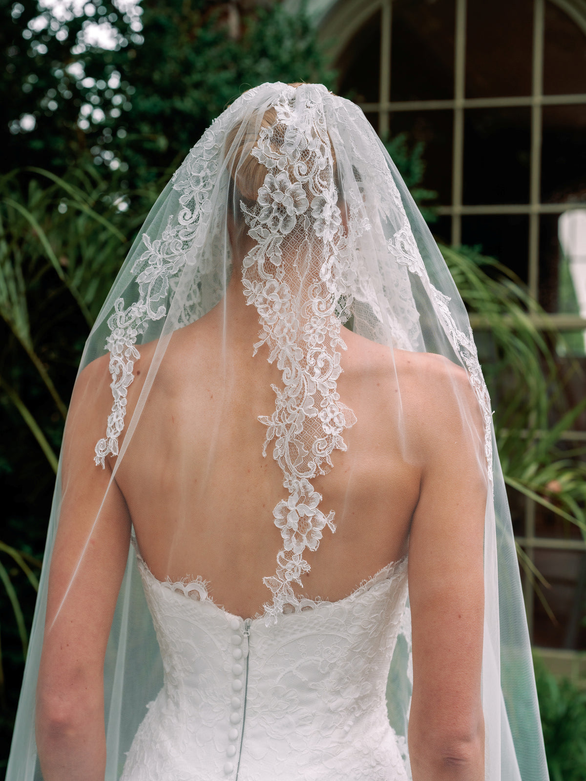 Wedding_Dress_Bridal_Gown_veil_Accessories_Los_Angeles_ForLove_Bridal-Monique-Lhuillier-pallas-Sima-Couture-Elysee-Vivienne-Westwood- Dana-Harel-Milla-Nova-La-Premiere-privee-Muse-cinq-Sophia-Tolli-ines-di-santo-leah-da-gloria-rivini-oscar-de-la-renta-ysa-makino-eden-aharon-Mariana-Hardwick-Oksana-Mukha-Couture-Dana-Harel-Kyha-Nicole-Felicia-Enzoani-bridal-veils-best-bridal-store-in-los-angeles-enzoani-vera-wang-sarah-seven-Grace-Loves-Lace-lovely-bride-lilis-rachel-&-rose-liz-martinez-Dovita-bridal-minis