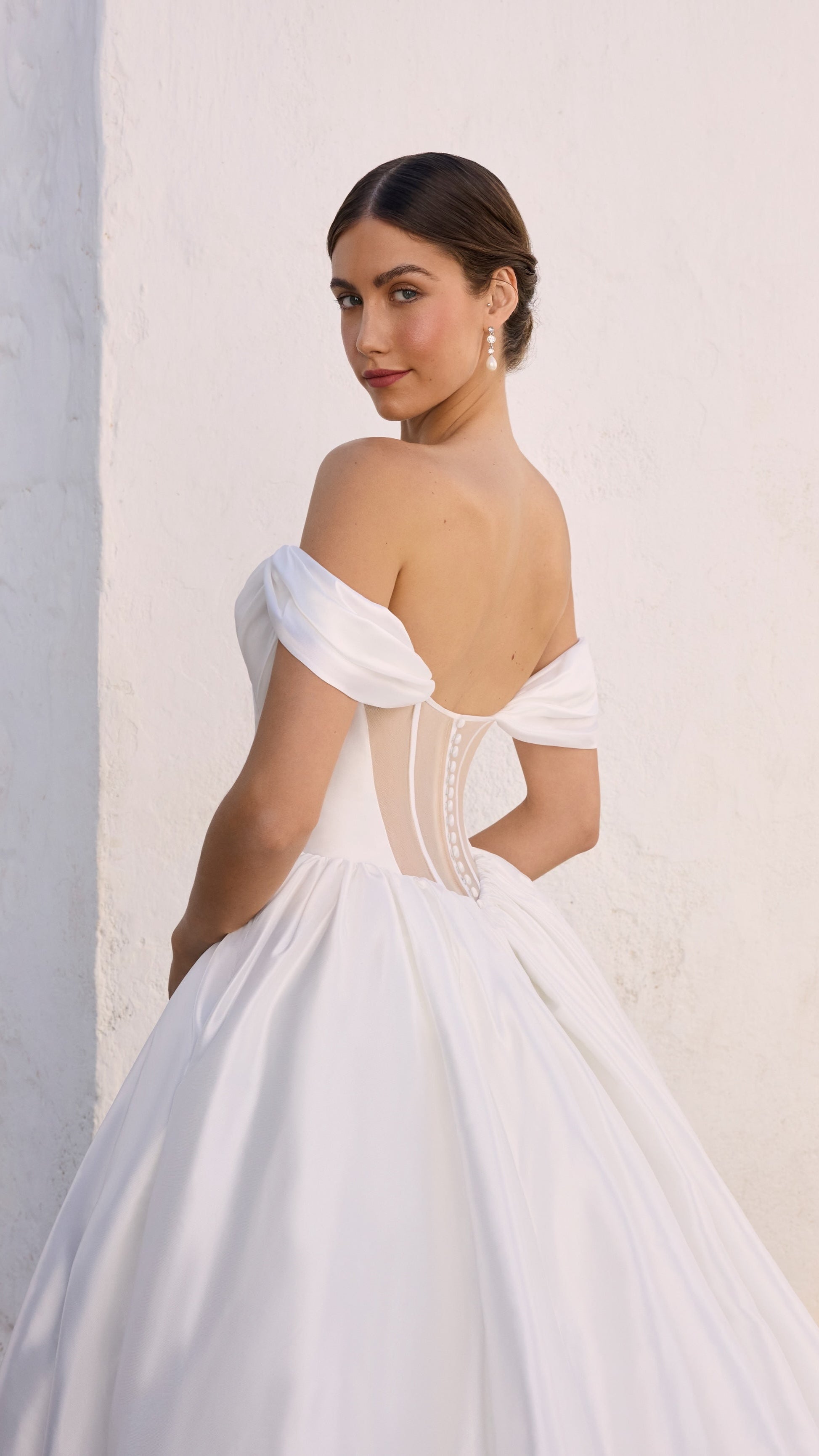 Wedding_Dress_Bridal_Gown_Accessories_Top_Los_Angeles_ForLove_Bridal-Sima-Couture-Elysee-Bridal-Collective-La-Premiere-Randy-Fenoli-Inbal-Dror-Anne-Barge-Berta-Muse-Sophia-Tolli-Mariana-Hardwick-Oksana-Mukha-Dovita-Plunge-Neckline-Sparkle-Multi-Layer-Tulle-Skirt-Aline-Couture-