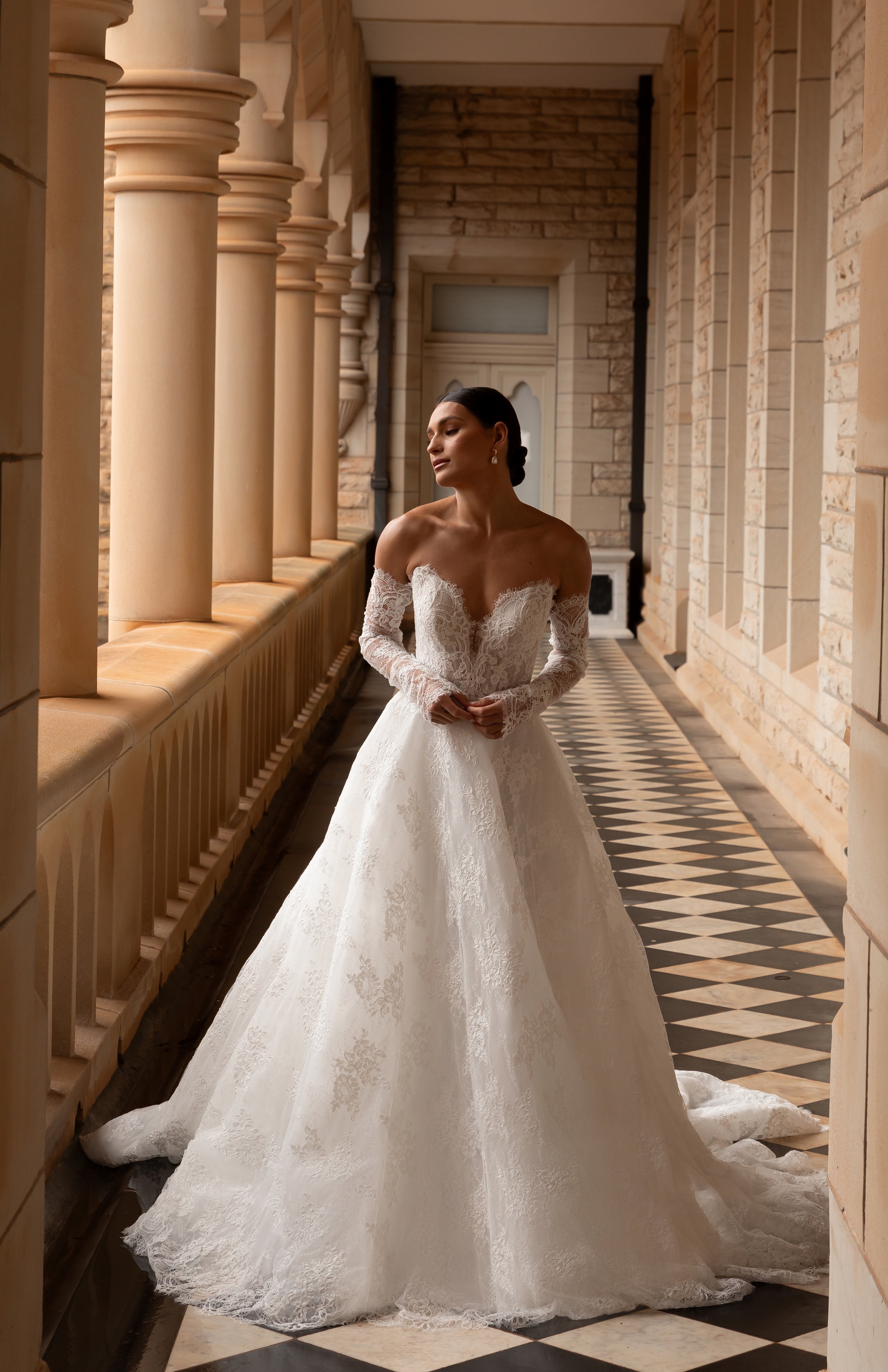 Wedding_Dress_Bridal_Gown_veil_Accessories_Los_Angeles_ForLove_Bridal-Monique-Lhuillier-pallas-Sima-Couture-Elysee-Vivienne-Westwood- Dana-Harel-Milla-Nova-La-Premiere-privee-loho-cinq-Sophia-Tolli-ines-di-santo-leah-da-gloria-rivini-oscar-de-la-renta-ysa-makino-eden-aharon-Mariana-Hardwick-Oksana-Mukha-Couture-Dana-Harel-Kyha-Nicole-Felicia-Enzoani-bridal-veils-best-bridal-store-in-los-angeles-enzoani-vera-wang-sarah-seven-Grace-Loves-Lace-lovely-bride-lilis-rachel-&-rose-liz-martinez-Dovita-bridal-minis