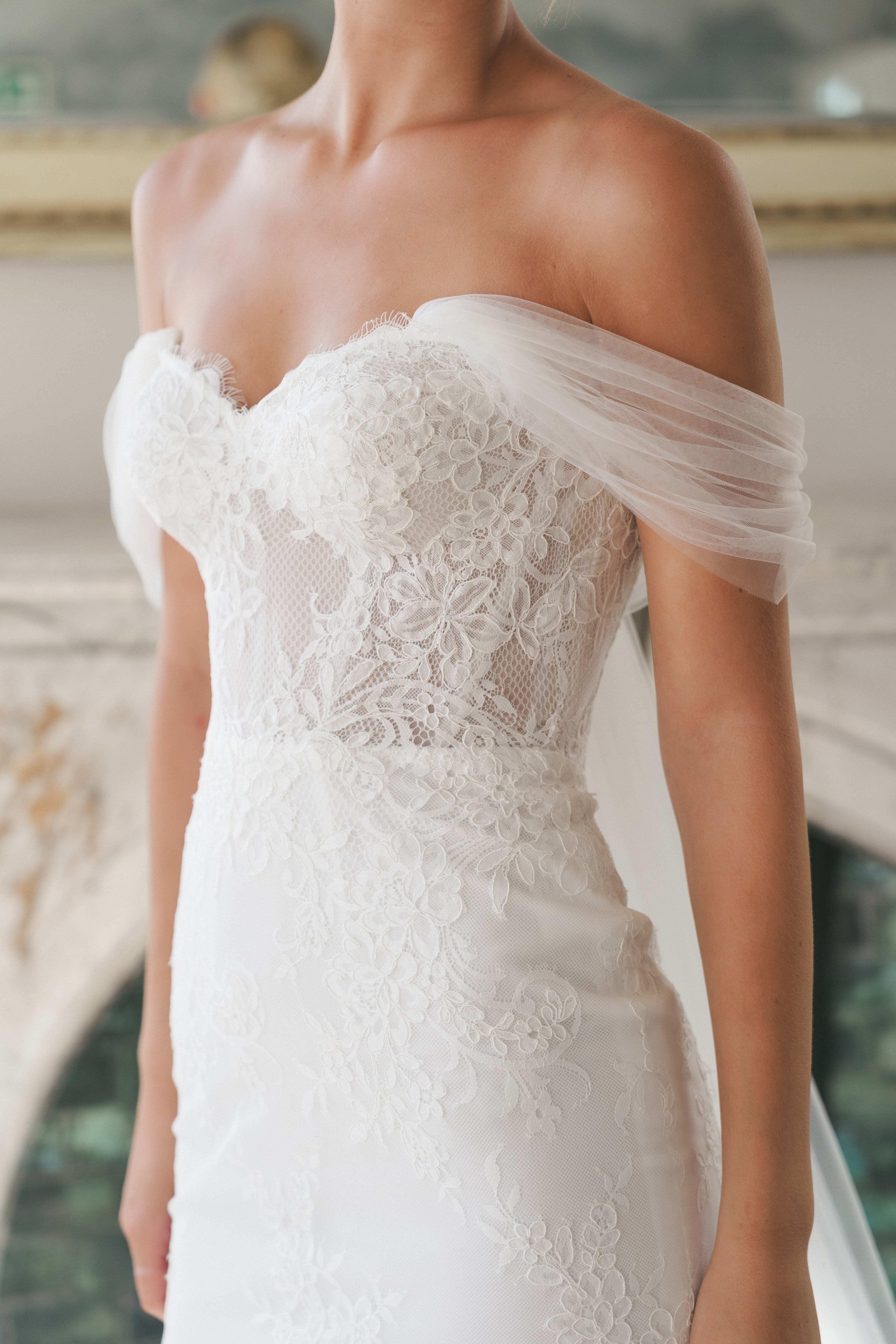 Wedding_Dress_Bridal_Gown_veil_Accessories_Los_Angeles_ForLove_Bridal-Monique-Lhuillier-pallas-Sima-Couture-Elysee-Vivienne-Westwood- Dana-Harel-Milla-Nova-La-Premiere-privee-loho-cinq-Sophia-Tolli-ines-di-santo-leah-da-gloria-rivini-oscar-de-la-renta-ysa-makino-eden-aharon-Mariana-Hardwick-Oksana-Mukha-Couture-Dana-Harel-Kyha-Nicole-Felicia-Enzoani-bridal-veils-best-bridal-store-in-los-angeles-enzoani-vera-wang-sarah-seven-Grace-Loves-Lace-lovely-bride-lilis-rachel-&-rose-liz-martinez-Dovita-bridal-minis
