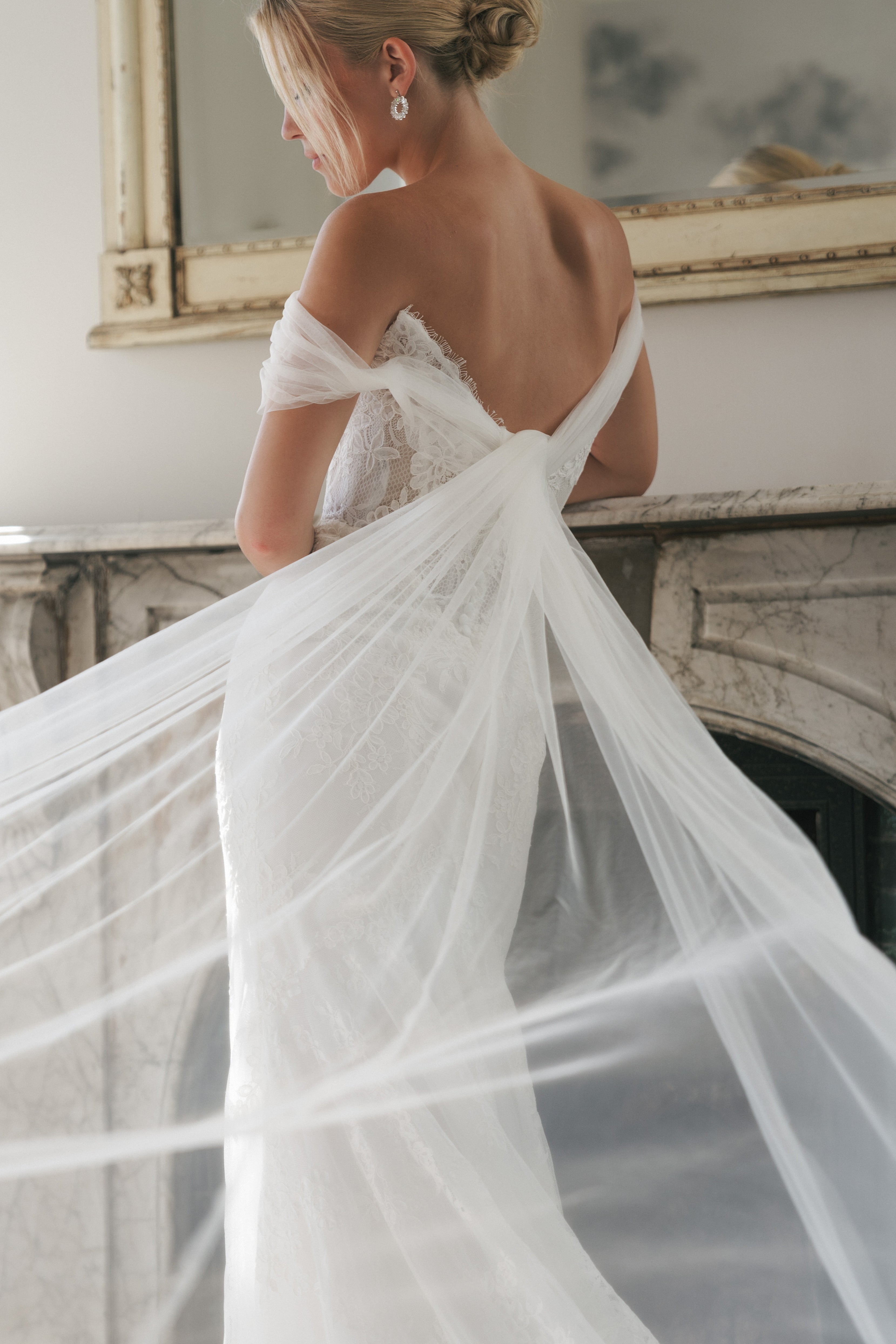 Wedding_Dress_Bridal_Gown_veil_Accessories_Los_Angeles_ForLove_Bridal-Monique-Lhuillier-pallas-Sima-Couture-Elysee-Vivienne-Westwood- Dana-Harel-Milla-Nova-La-Premiere-privee-loho-cinq-Sophia-Tolli-ines-di-santo-leah-da-gloria-rivini-oscar-de-la-renta-ysa-makino-eden-aharon-Mariana-Hardwick-Oksana-Mukha-Couture-Dana-Harel-Kyha-Nicole-Felicia-Enzoani-bridal-veils-best-bridal-store-in-los-angeles-enzoani-vera-wang-sarah-seven-Grace-Loves-Lace-lovely-bride-lilis-rachel-&-rose-liz-martinez-Dovita-bridal-minis