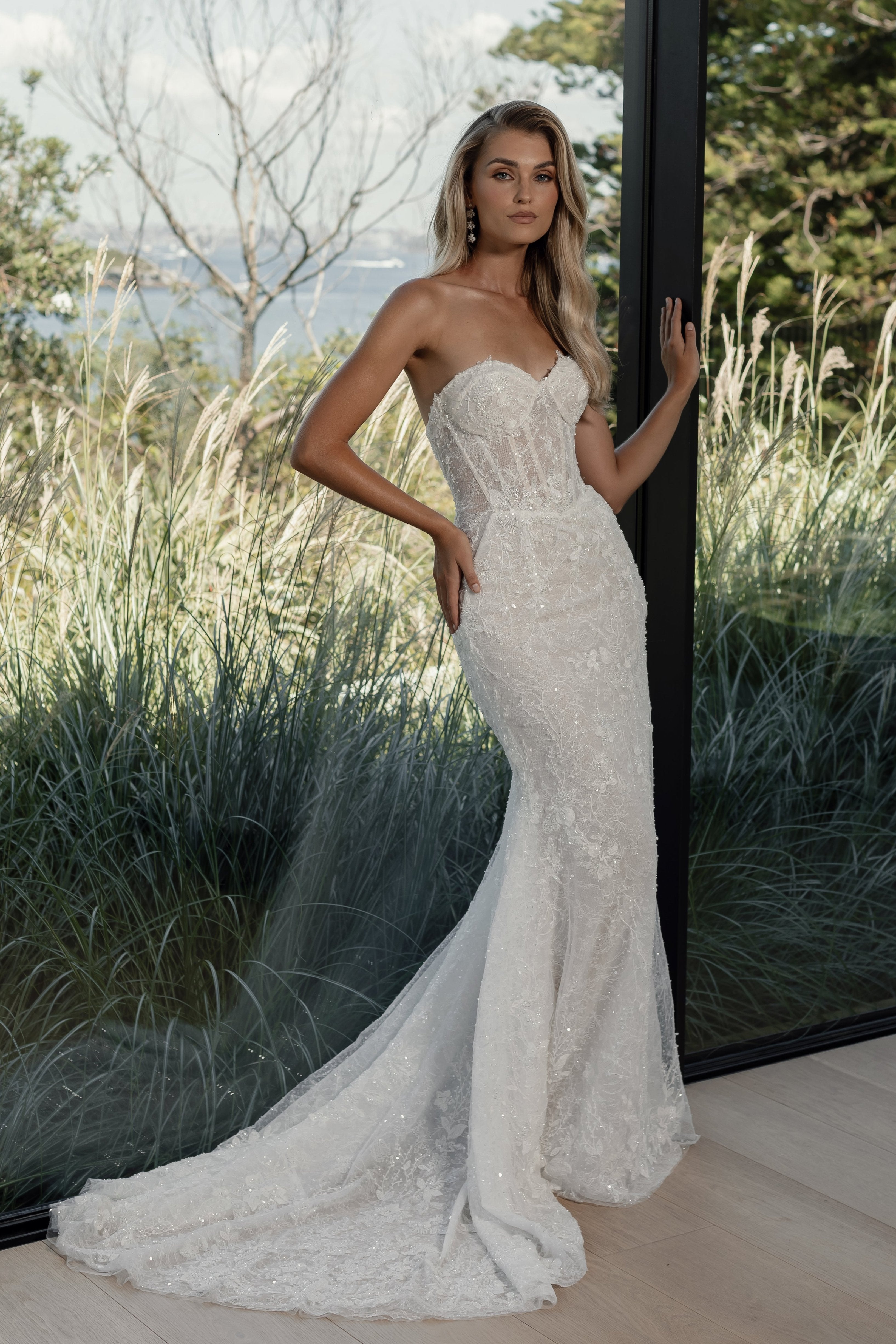 Wedding_Dress_Bridal_Gown_veil_Accessories_Los_Angeles_ForLove_Bridal-Monique-Lhuillier-pallas-Sima-Couture-Elysee-Vivienne-Westwood- Dana-Harel-Milla-Nova-La-Premiere-privee-loho-cinq-Sophia-Tolli-ines-di-santo-leah-da-gloria-rivini-oscar-de-la-renta-ysa-makino-eden-aharon-Mariana-Hardwick-Oksana-Mukha-Couture-Dana-Harel-Kyha-Nicole-Felicia-Enzoani-bridal-veils-best-bridal-store-in-los-angeles-enzoani-vera-wang-sarah-seven-Grace-Loves-Lace-lovely-bride-lilis-rachel-&-rose-liz-martinez-Dovita-bridal-minis