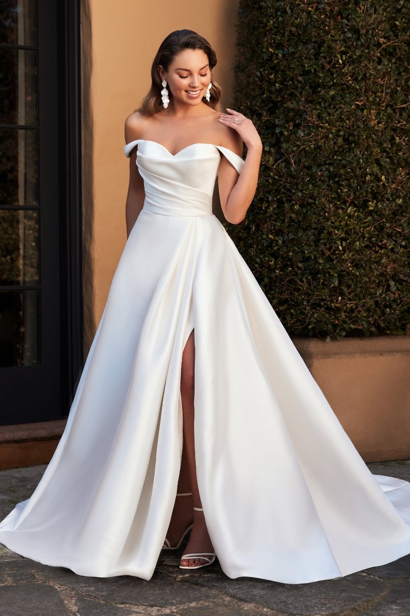 bridesmaid dress los angeles ForLove Bridal | Wedding Dresses | ForLove Bridal | Top Bridal Gowns in superdown Sophie Chain Strap High Risk Red Color:M-Cabernet grin_au_new_arrivals_june_26