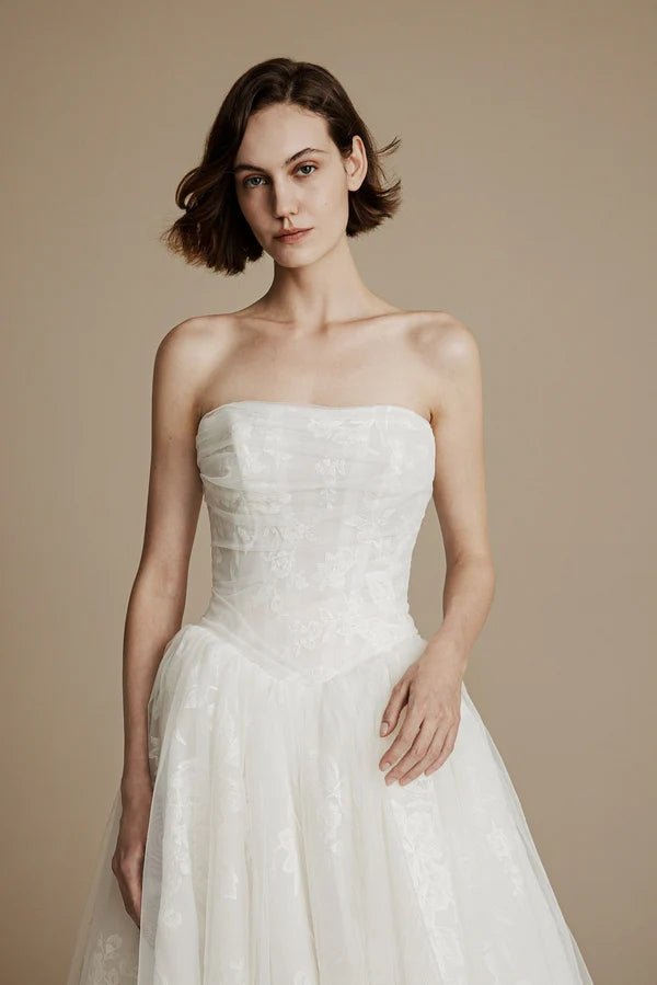 Wedding_Dress_Bridal_Gown_veil_Accessories_Los_Angeles_ForLove_Bridal-Monique-Lhuillier-pallas-Sima-Couture-Elysee-Vivienne-Westwood- Dana-Harel-Milla-Nova-La-Premiere-privee-loho-cinq-Sophia-Tolli-ines-di-santo-leah-da-gloria-rivini-oscar-de-la-renta-ysa-makino-eden-aharon-Mariana-Hardwick-Oksana-Mukha-Couture-Dana-Harel-Kyha-Nicole-Felicia-Enzoani-bridal-veils-best-bridal-store-in-los-angeles-enzoani-vera-wang-sarah-seven-Grace-Loves-Lace-lovely-bride-lilis-rachel-&-rose-liz-martinez-Dovita-bridal-minis