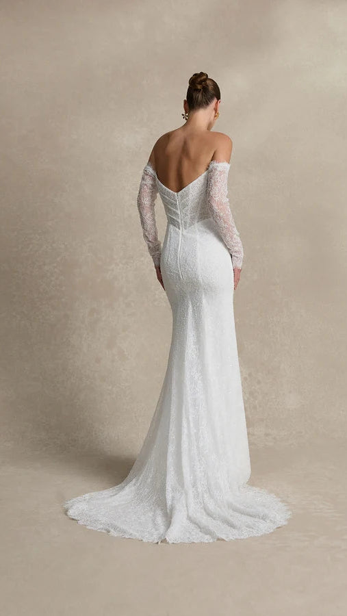 Wedding_Dress_Bridal_Gown_veil_Accessories_Los_Angeles_ForLove_Bridal-Monique-Lhuillier-pallas-Sima-Couture-Elysee-Vivienne-Westwood- Dana-Harel-Milla-Nova-La-Premiere-privee-loho-cinq-Sophia-Tolli-ines-di-santo-leah-da-gloria-rivini-oscar-de-la-renta-ysa-makino-eden-aharon-Mariana-Hardwick-Oksana-Mukha-Couture-Dana-Harel-Kyha-Nicole-Felicia-Enzoani-bridal-veils-best-bridal-store-in-los-angeles-enzoani-vera-wang-sarah-seven-Grace-Loves-Lace-lovely-bride-lilis-rachel-&-rose-liz-martinez-Dovita-bridal-minis