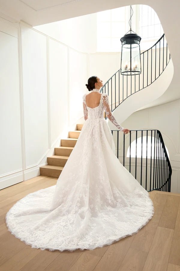 Wedding_Dress_Bridal_Gown_veil_Accessories_Los_Angeles_ForLove_Bridal-Monique-Lhuillier-pallas-Sima-Couture-Elysee-Vivienne-Westwood- Dana-Harel-Milla-Nova-La-Premiere-privee-loho-cinq-Sophia-Tolli-ines-di-santo-leah-da-gloria-rivini-oscar-de-la-renta-ysa-makino-eden-aharon-Mariana-Hardwick-Oksana-Mukha-Couture-Dana-Harel-Kyha-Nicole-Felicia-Enzoani-bridal-veils-best-bridal-store-in-los-angeles-enzoani-vera-wang-sarah-seven-Grace-Loves-Lace-lovely-bride-lilis-rachel-&-rose-liz-martinez-Dovita-bridal-minis