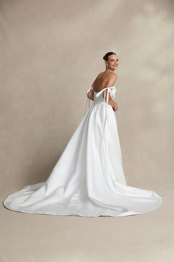 Wedding_Dress_Bridal_Gown_veil_Accessories_Los_Angeles_ForLove_Bridal-Monique-Lhuillier-pallas-Sima-Couture-Elysee-Vivienne-Westwood- Dana-Harel-Milla-Nova-La-Premiere-privee-loho-cinq-Sophia-Tolli-ines-di-santo-leah-da-gloria-rivini-oscar-de-la-renta-ysa-makino-eden-aharon-Mariana-Hardwick-Oksana-Mukha-Couture-Dana-Harel-Kyha-Nicole-Felicia-Enzoani-bridal-veils-best-bridal-store-in-los-angeles-enzoani-vera-wang-sarah-seven-Grace-Loves-Lace-lovely-bride-lilis-rachel-&-rose-liz-martinez-Dovita-bridal-minis