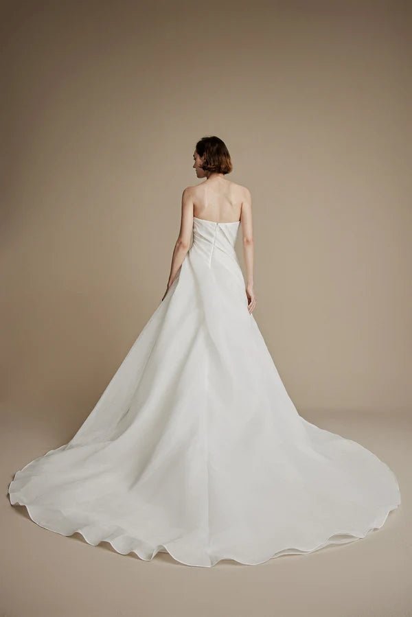 Wedding_Dress_Bridal_Gown_veil_Accessories_Los_Angeles_ForLove_Bridal-Monique-Lhuillier-pallas-Sima-Couture-Elysee-Vivienne-Westwood- Dana-Harel-Milla-Nova-La-Premiere-privee-loho-cinq-Sophia-Tolli-ines-di-santo-leah-da-gloria-rivini-oscar-de-la-renta-ysa-makino-eden-aharon-Mariana-Hardwick-Oksana-Mukha-Couture-Dana-Harel-Kyha-Nicole-Felicia-Enzoani-bridal-veils-best-bridal-store-in-los-angeles-enzoani-vera-wang-sarah-seven-Grace-Loves-Lace-lovely-bride-lilis-rachel-&-rose-liz-martinez-Dovita-bridal-minis