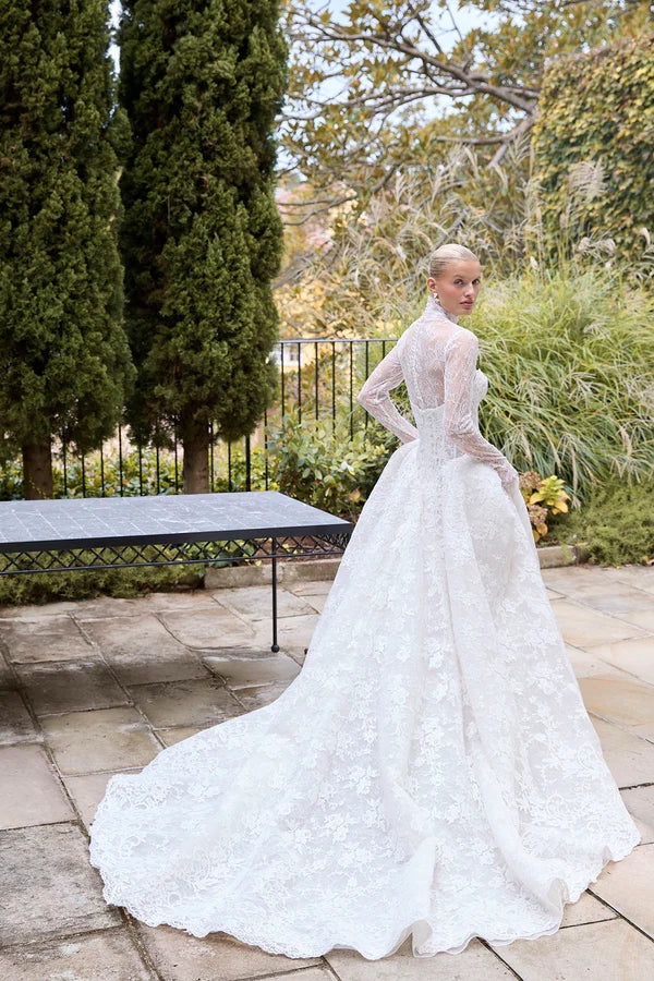 Wedding_Dress_Bridal_Gown_veil_Accessories_Los_Angeles_ForLove_Bridal-Monique-Lhuillier-pallas-Sima-Couture-Elysee-Vivienne-Westwood- Dana-Harel-Milla-Nova-La-Premiere-privee-loho-cinq-Sophia-Tolli-ines-di-santo-leah-da-gloria-rivini-oscar-de-la-renta-ysa-makino-eden-aharon-Mariana-Hardwick-Oksana-Mukha-Couture-Dana-Harel-Kyha-Nicole-Felicia-Enzoani-bridal-veils-best-bridal-store-in-los-angeles-enzoani-vera-wang-sarah-seven-Grace-Loves-Lace-lovely-bride-lilis-rachel-&-rose-liz-martinez-Dovita-bridal-minis