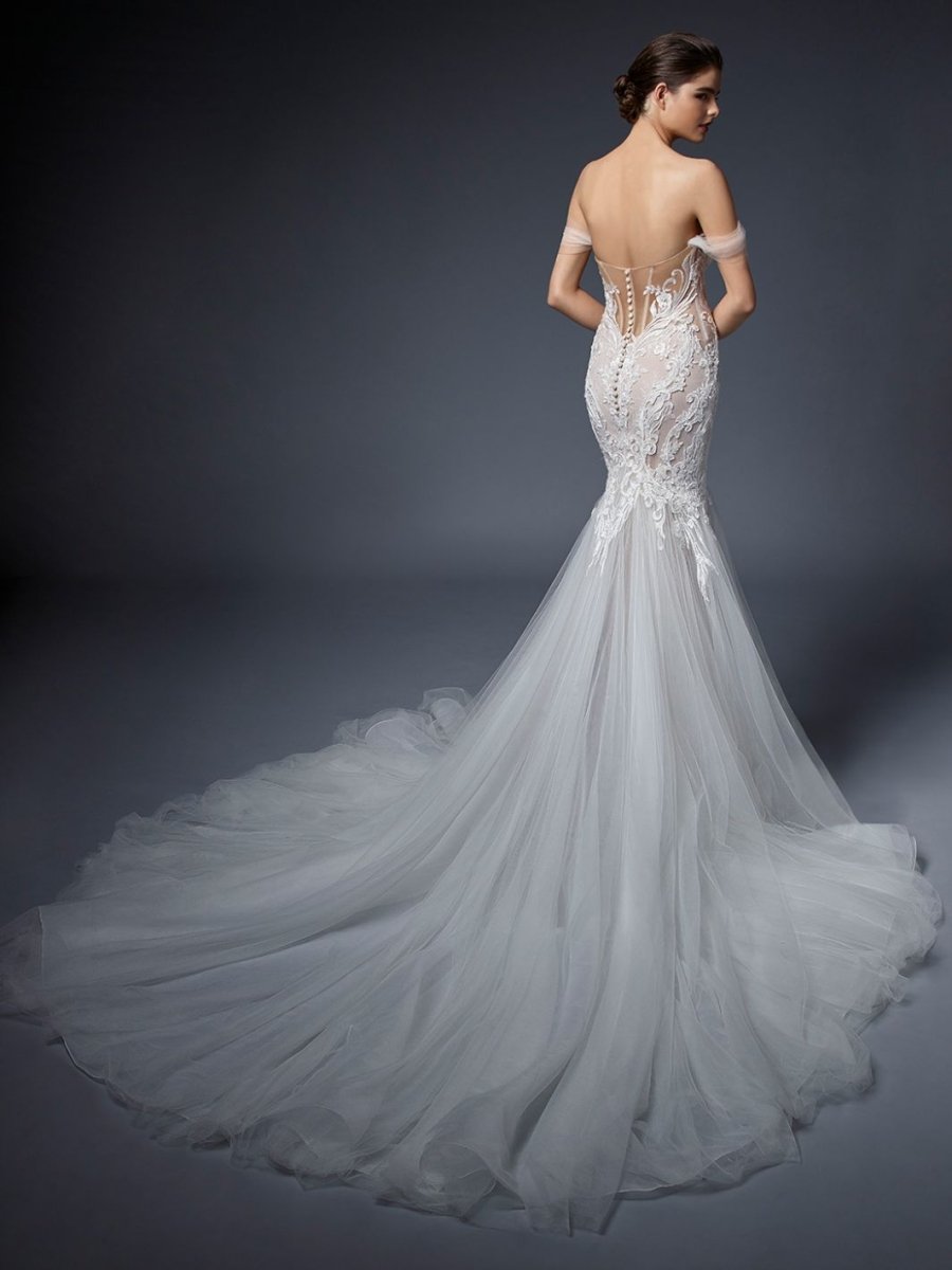 Wedding_Dress_Bridal_Gown_veil_Accessories_Los_Angeles_ForLove_Bridal-Monique-Lhuillier-pallas-Sima-Couture-Elysee-Vivienne-Westwood- Dana-Harel-Milla-Nova-La-Premiere-privee-loho-cinq-Sophia-Tolli-ines-di-santo-leah-da-gloria-rivini-oscar-de-la-renta-ysa-makino-eden-aharon-Mariana-Hardwick-Oksana-Mukha-Couture-Dana-Harel-Kyha-Nicole-Felicia-Enzoani-bridal-veils-best-bridal-store-in-los-angeles-enzoani-vera-wang-sarah-seven-Grace-Loves-Lace-lovely-bride-lilis-rachel-&-rose-liz-martinez-Dovita-bridal-minis