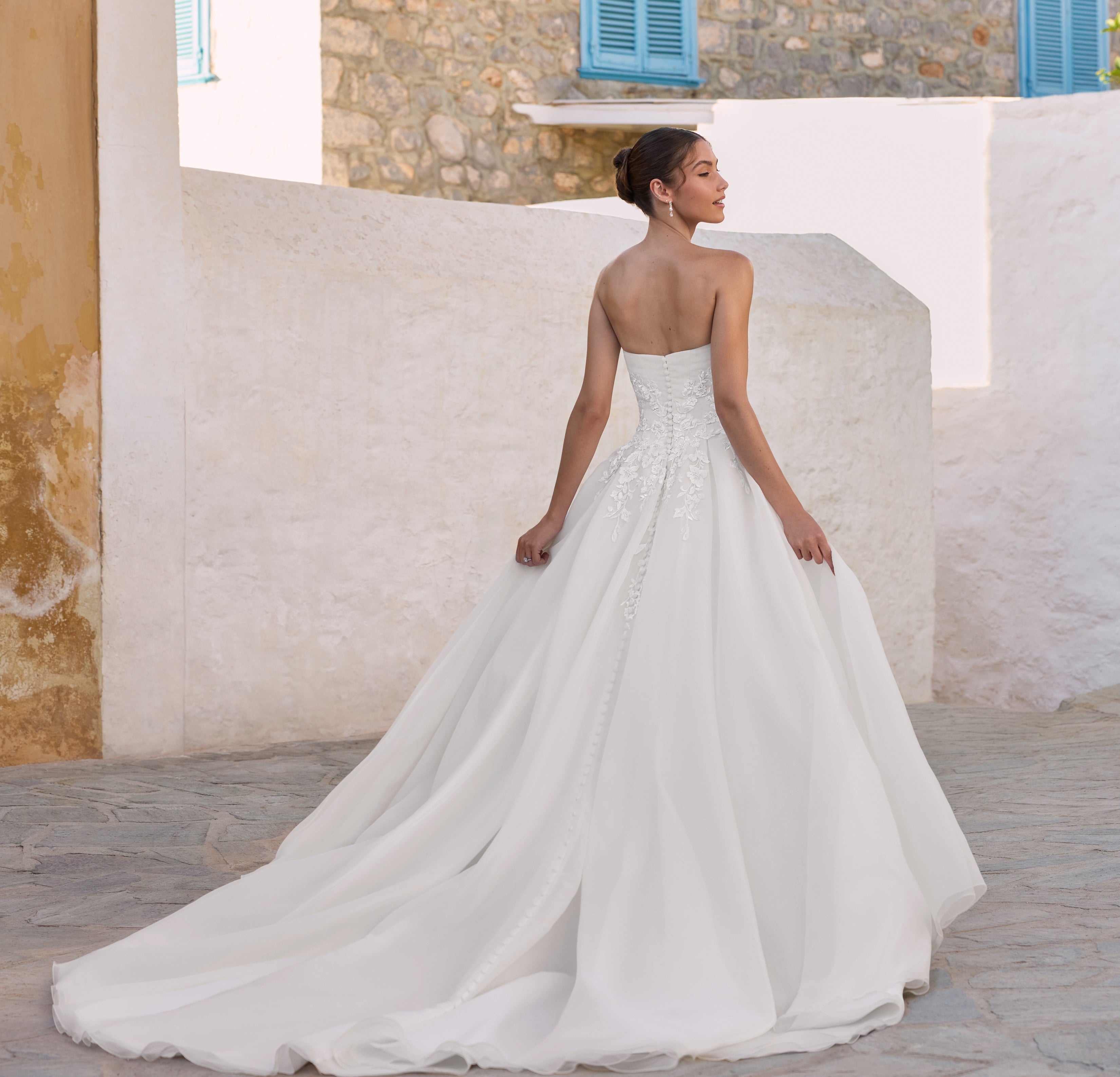 Wedding_Dress_Bridal_Gown_Accessories_Top_Los_Angeles_ForLove_Bridal-Sima-Couture-Elysee-Bridal-Collective-La-Premiere-Randy-Fenoli-Inbal-Dror-Anne-Barge-Berta-Muse-Sophia-Tolli-Mariana-Hardwick-Oksana-Mukha-Dovita-Plunge-Neckline-Sparkle-Multi-Layer-Tulle-Skirt-Aline-Couture-
