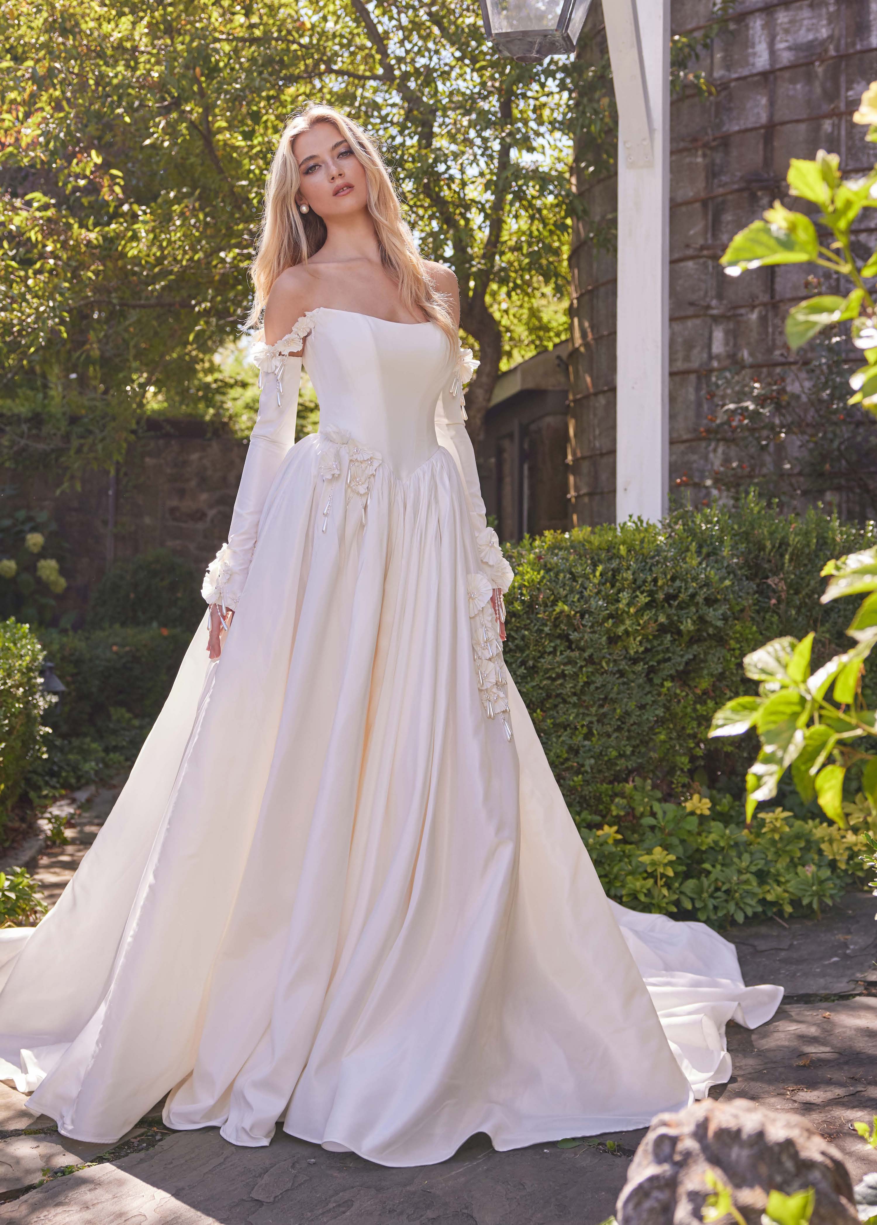 Wedding_Dress_Bridal_Gown_Accessories_Top_Los_Angeles_ForLove_Bridal-Sima-Couture-Elysee-Bridal-Collective-La-Premiere-Randy-Fenoli-Inbal-Dror-Anne-Barge-Berta-Muse-Sophia-Tolli-Mariana-Hardwick-Oksana-Mukha-Dovita-Plunge-Neckline-Sparkle-Multi-Layer-Tulle-Skirt-Aline-Couture-