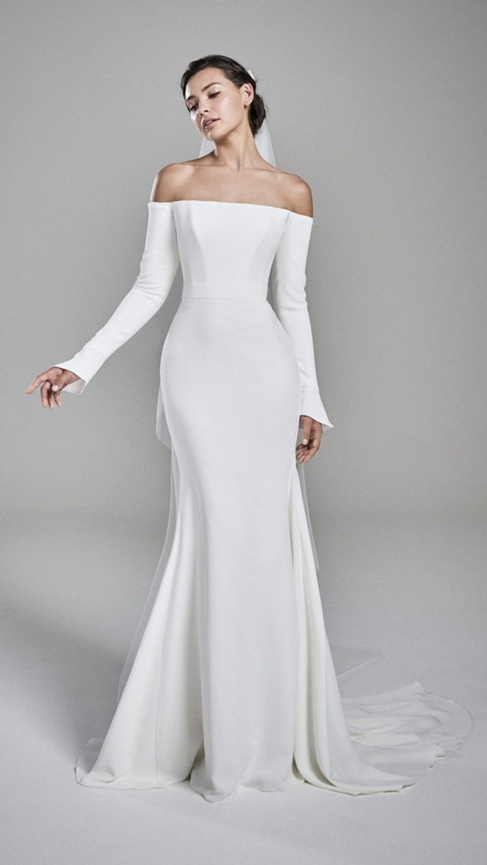 ForLove-Bridal-Wedding-Dress-Bridal-Gowns-Galia-Lahav-Pronovias-Maggie-Sotero-Berta-Sima-Elysee-Enzoani-liz-martinez-Randy-Fenoli-calla-blanche-martina-liana-Anne-Barge-Muse-Sophia-Tolli-Oksana-Mukha-Dovita 