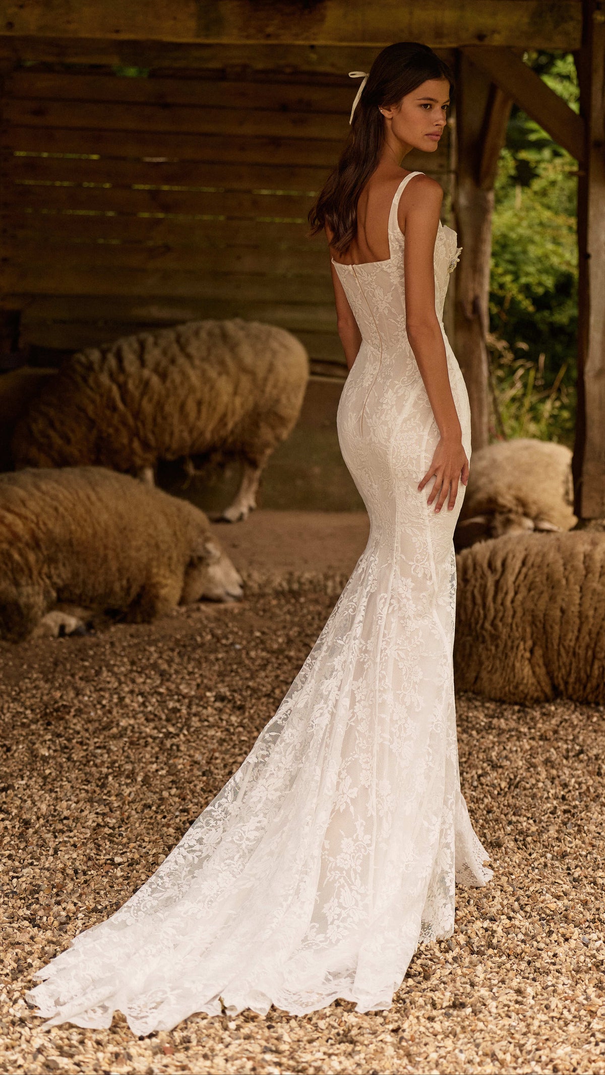 Wedding_Dress_Bridal_Gown_veil_Accessories_Los_Angeles_ForLove_Bridal-Monique-Lhuillier-pallas-Sima-Couture-Elysee-Vivienne-Westwood- Dana-Harel-Milla-Nova-La-Premiere-privee-loho-cinq-Sophia-Tolli-ines-di-santo-leah-da-gloria-rivini-oscar-de-la-renta-ysa-makino-eden-aharon-Mariana-Hardwick-Oksana-Mukha-Couture-Dana-Harel-Kyha-Nicole-Felicia-Enzoani-bridal-veils-best-bridal-store-in-los-angeles-enzoani-vera-wang-sarah-seven-Grace-Loves-Lace-lovely-bride-lilis-rachel-&-rose-liz-martinez-Dovita-bridal-minis