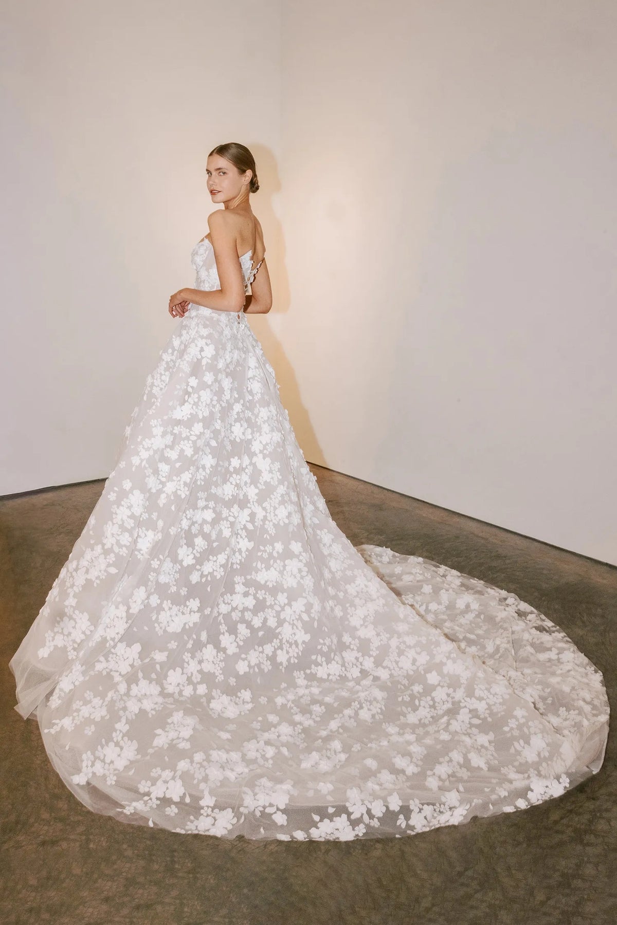Wedding_Dress_Bridal_Gown_veil_Accessories_Los_Angeles_ForLove_Bridal-Monique-Lhuillier-pallas-Sima-Couture-Elysee-Vivienne-Westwood- Dana-Harel-Milla-Nova-La-Premiere-privee-loho-cinq-Sophia-Tolli-ines-di-santo-leah-da-gloria-rivini-oscar-de-la-renta-ysa-makino-eden-aharon-Mariana-Hardwick-Oksana-Mukha-Couture-Dana-Harel-Kyha-Nicole-Felicia-Enzoani-bridal-veils-best-bridal-store-in-los-angeles-enzoani-vera-wang-sarah-seven-Grace-Loves-Lace-lovely-bride-lilis-rachel-&-rose-liz-martinez-Dovita-bridal-minis