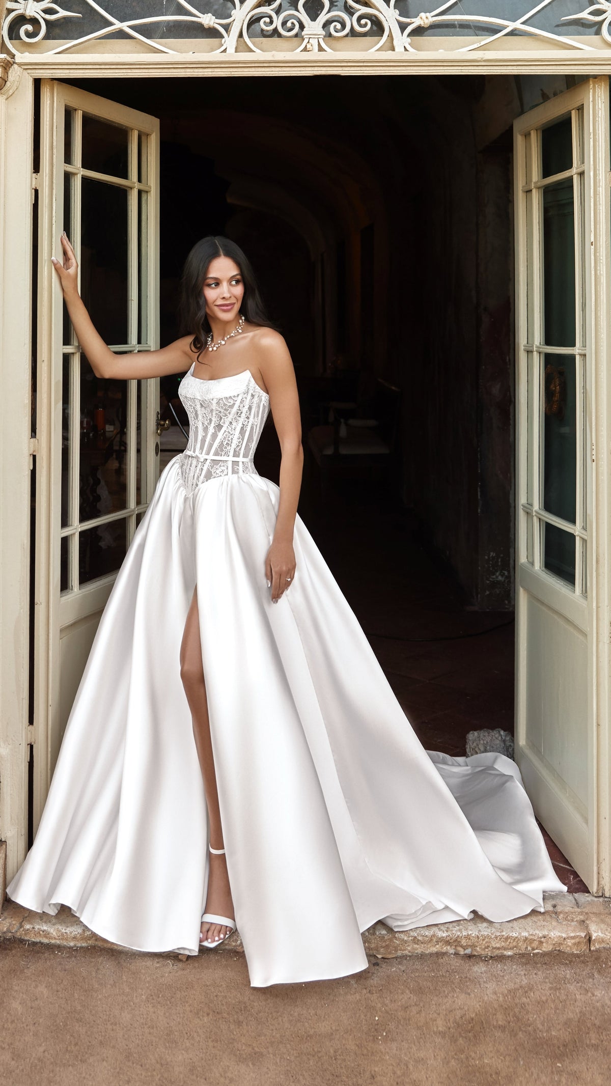 Wedding_Dress_Bridal_Gown_veil_Accessories_Los_Angeles_ForLove_Bridal-Monique-Lhuillier-pallas-Sima-Couture-Elysee-Vivienne-Westwood- Dana-Harel-Milla-Nova-La-Premiere-privee-Muse-cinq-Sophia-Tolli-ines-di-santo-leah-da-gloria-rivini-oscar-de-la-renta-ysa-makino-eden-aharon-Mariana-Hardwick-Oksana-Mukha-Couture-Dana-Harel-Kyha-Nicole-Felicia-Enzoani-bridal-veils-best-bridal-store-in-los-angeles-enzoani-vera-wang-sarah-seven-Grace-Loves-Lace-lovely-bride-lilis-rachel-&-rose-liz-martinez-Dovita-bridal-minis